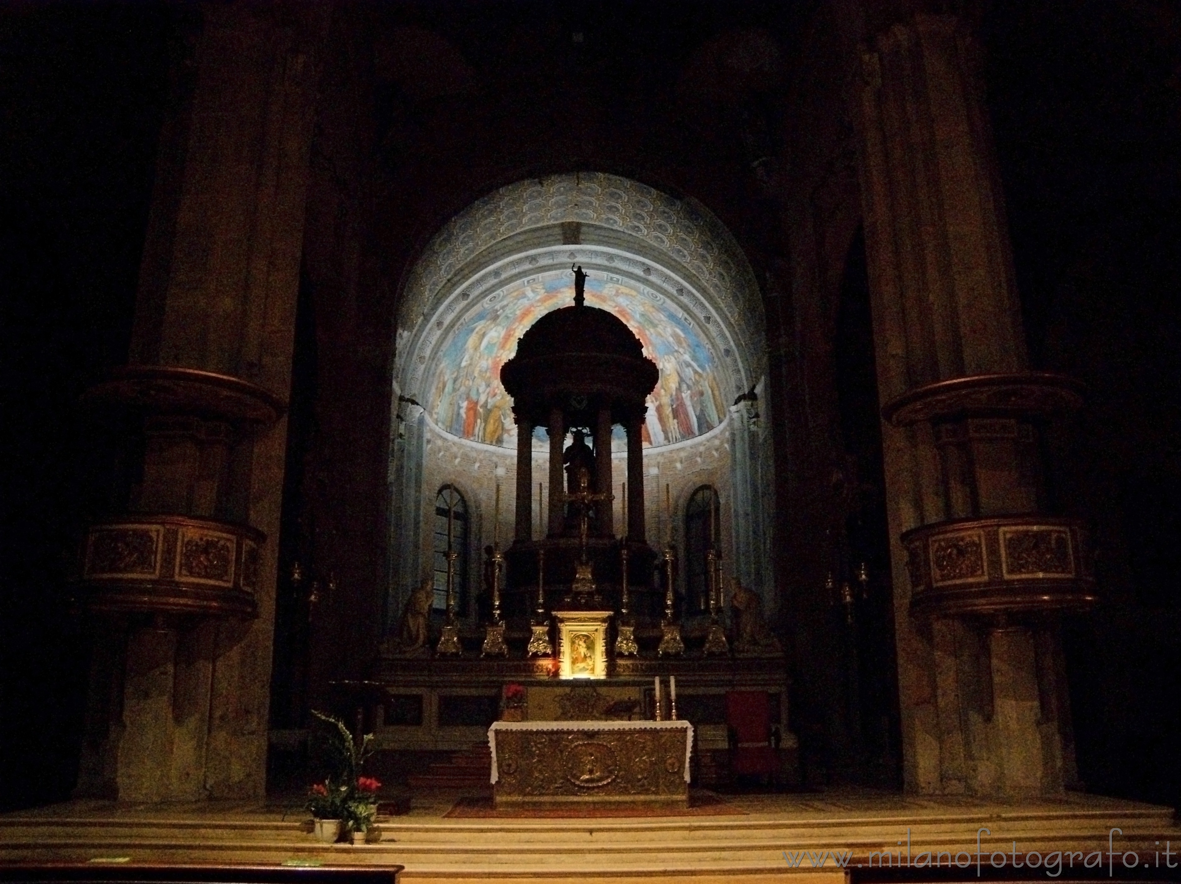 Milan (Italy): Altar and aps of the Basilica of San Simpliciano by night - Milan (Italy)