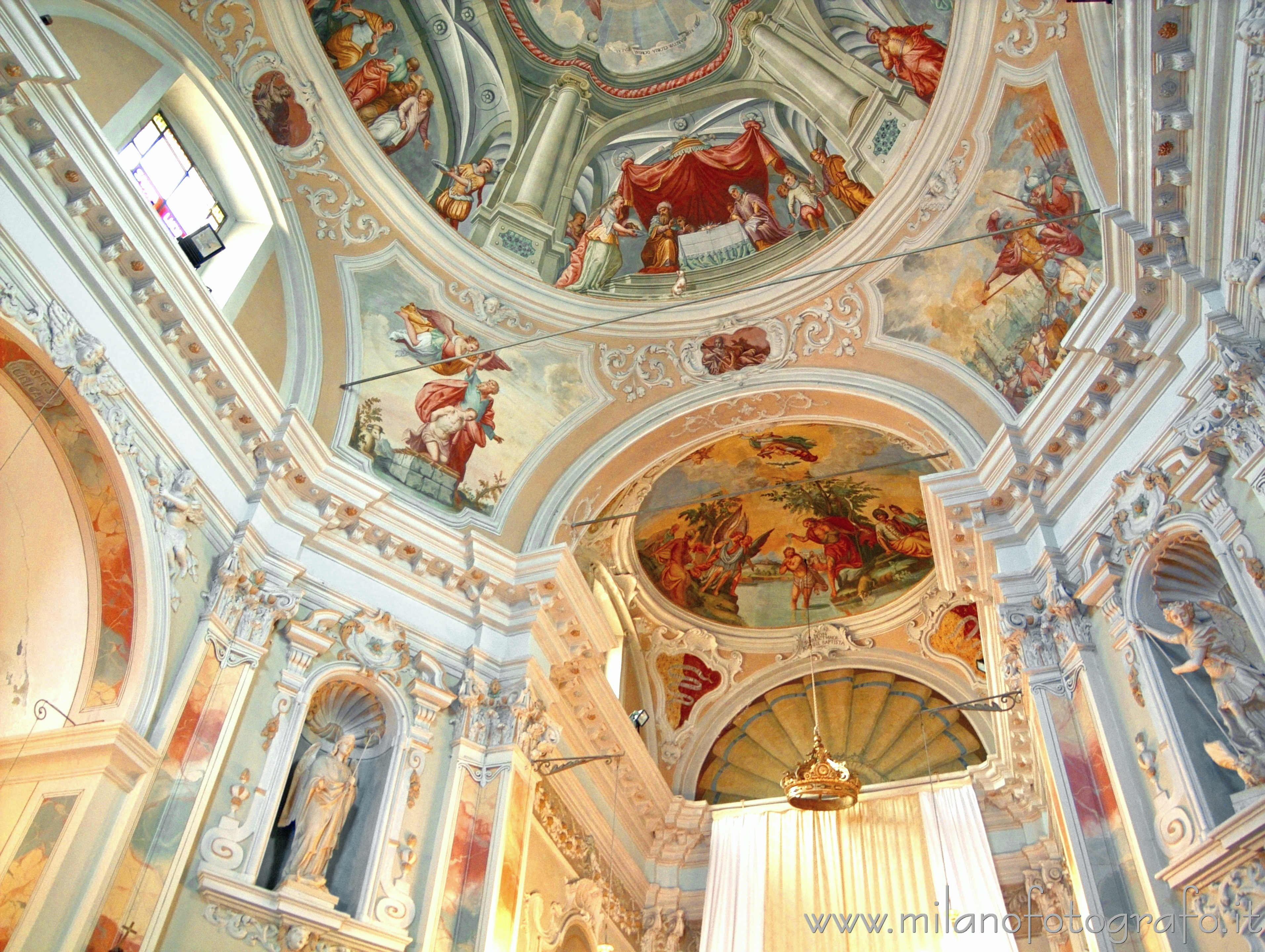 Monte Isola (Brescia, Italy): Ceiling of the Church of San Giovanni in location Corzano - Monte Isola (Brescia, Italy)