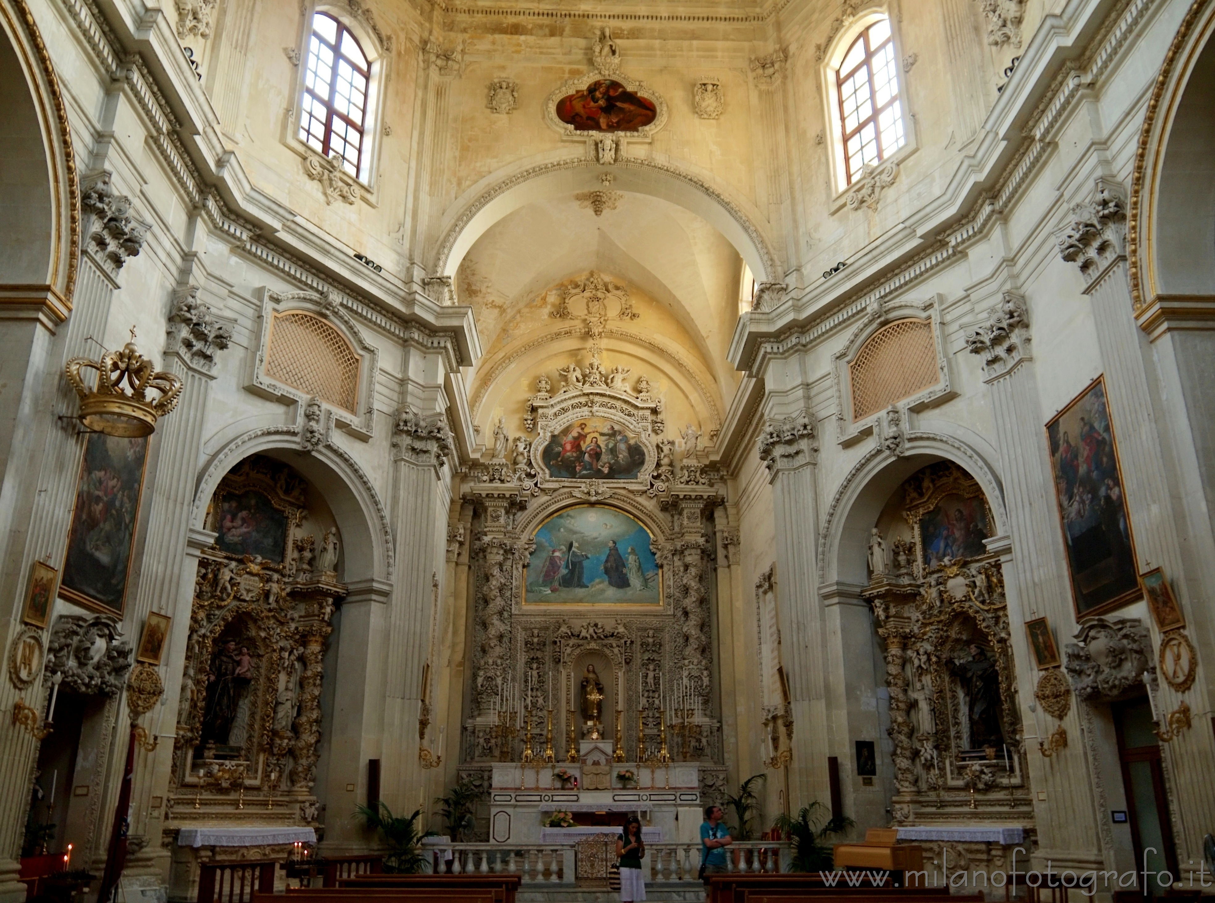 Lecce: Interno della Chiesa di Santa Chiara - Lecce