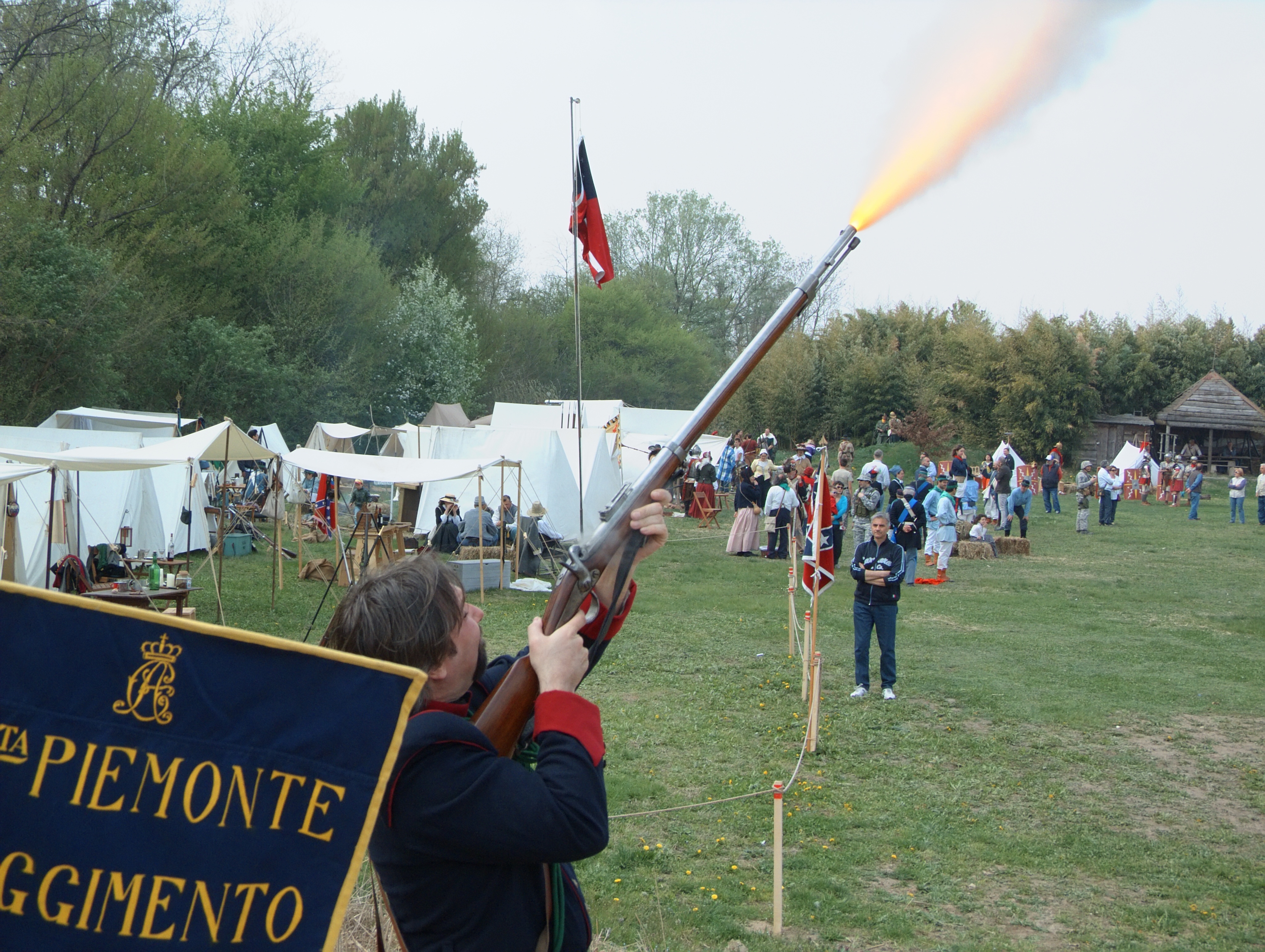 Cisliano (Milan, Italy): Shot with an original rifle of middle '800 - Cisliano (Milan, Italy)