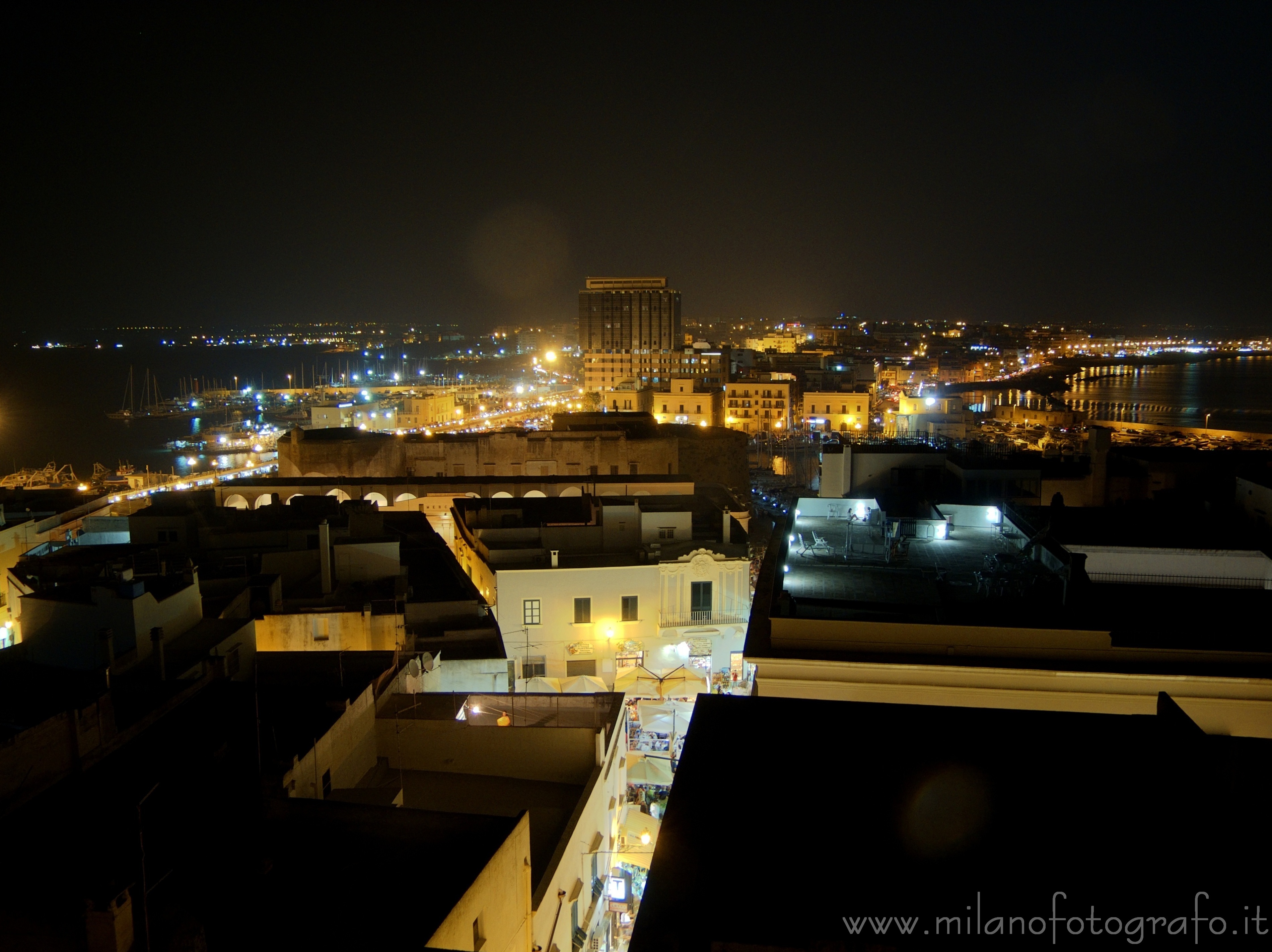 Gallipoli (Lecce, Italy): Gallipoli seen from the roof of the bishop palace - Gallipoli (Lecce, Italy)