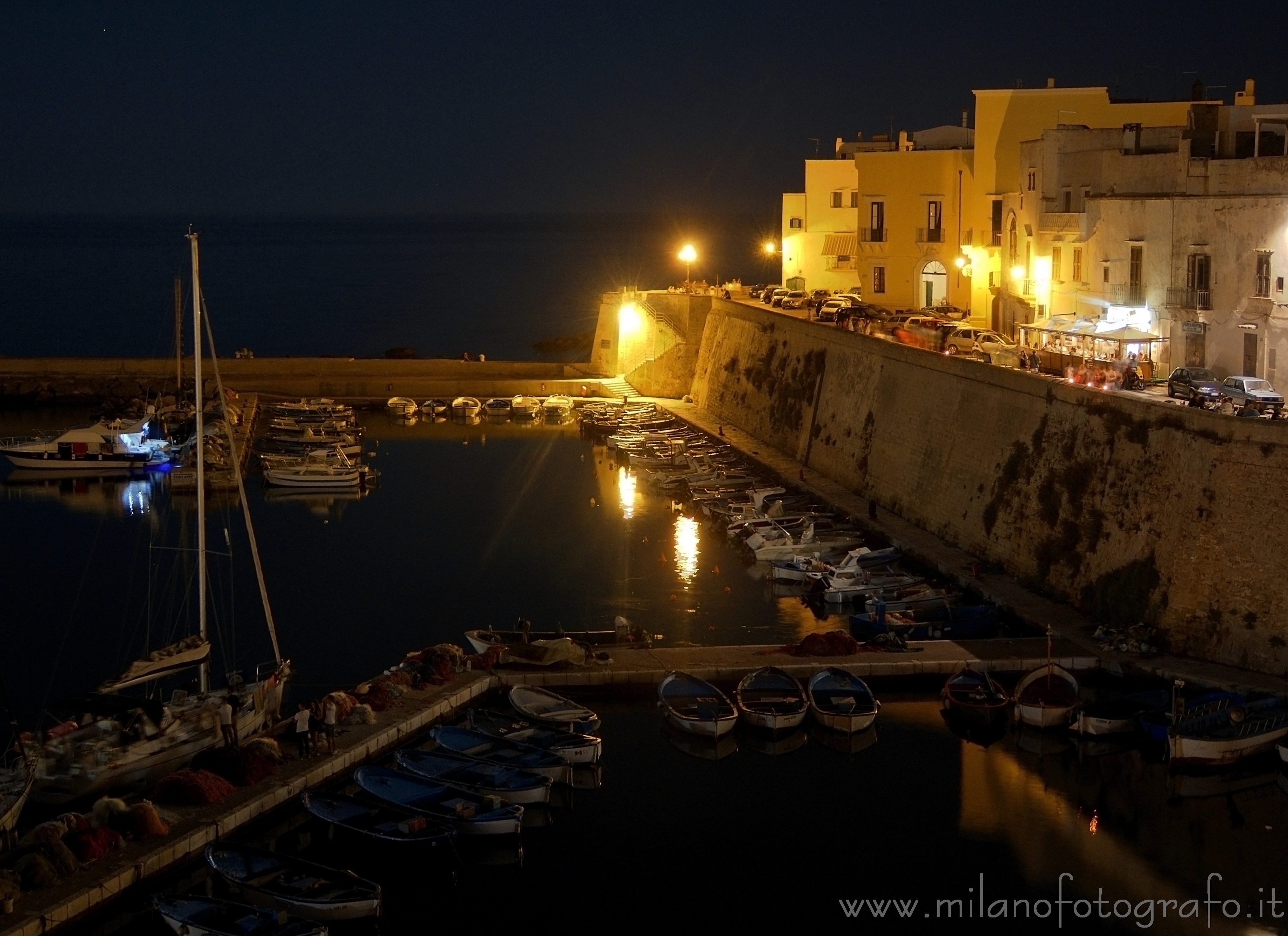 Gallipoli (Lecce): Vista dal castello su Gallipoli vecchia - Gallipoli (Lecce)