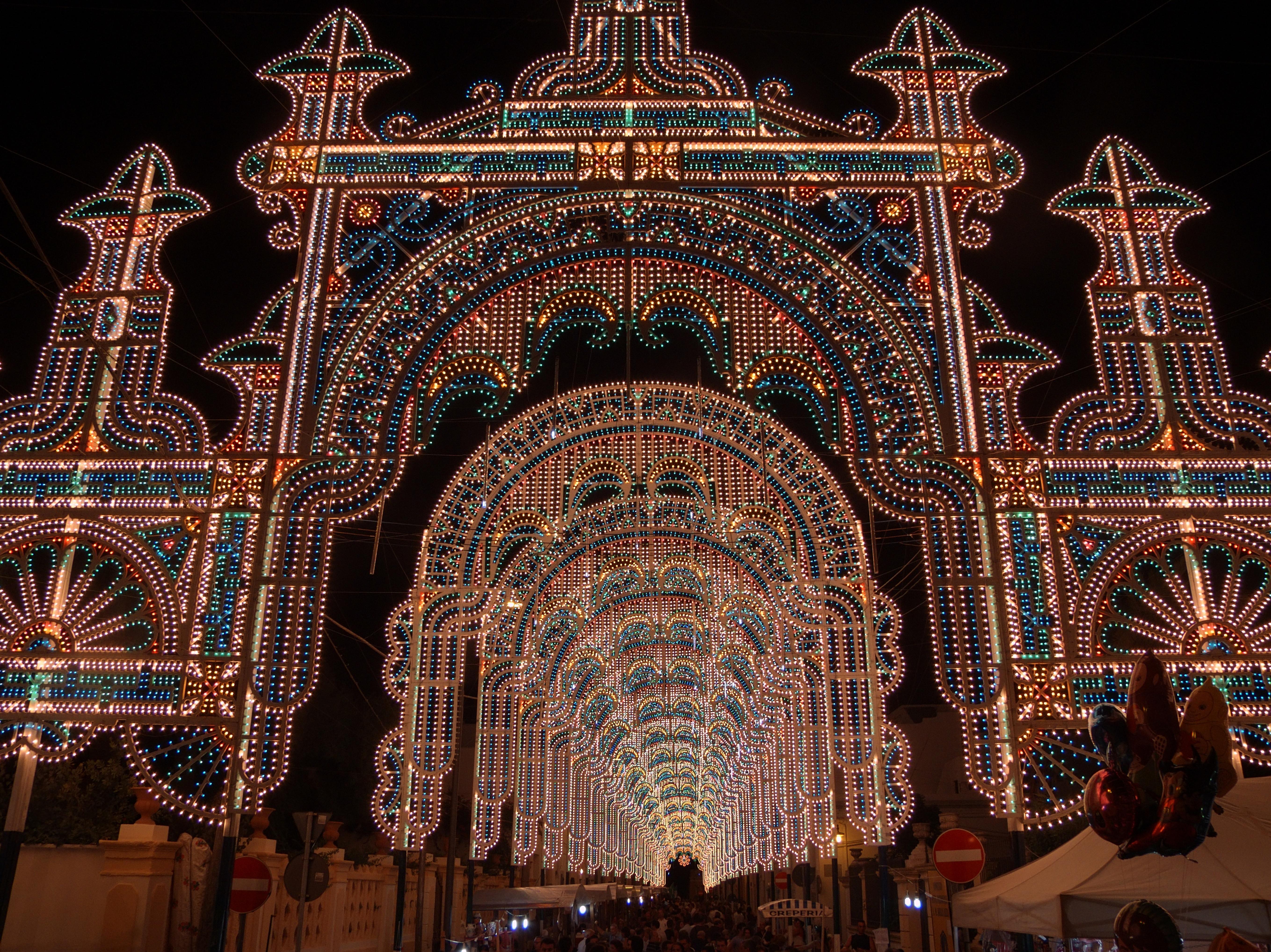 Alezio (Lecce, Italy): Lights for the town festival - Alezio (Lecce, Italy)