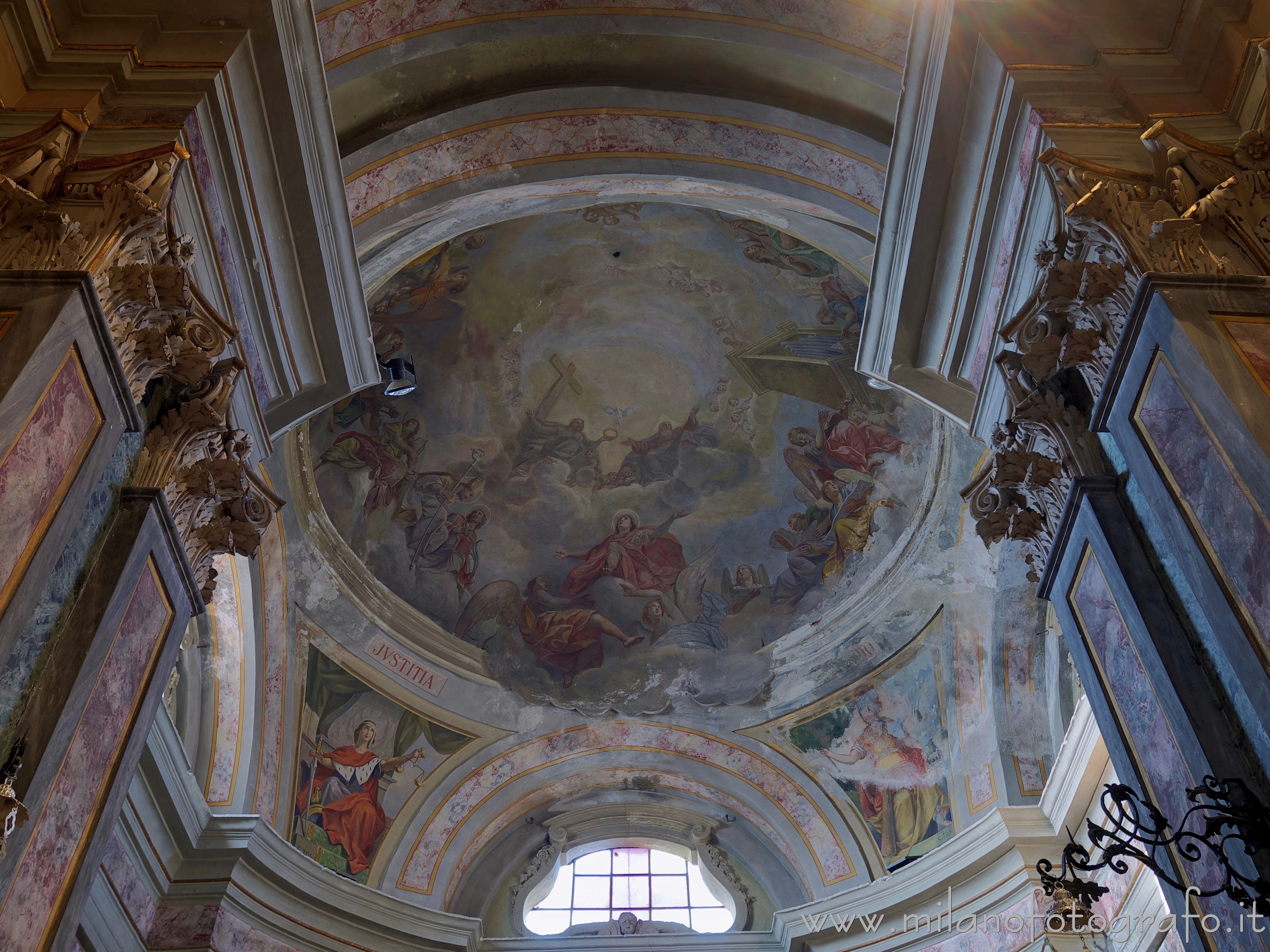 Ghislarengo (Novara, Italy): Dome of the San Felice chapel in the Church of Beata Vergine Assunta - Ghislarengo (Novara, Italy)