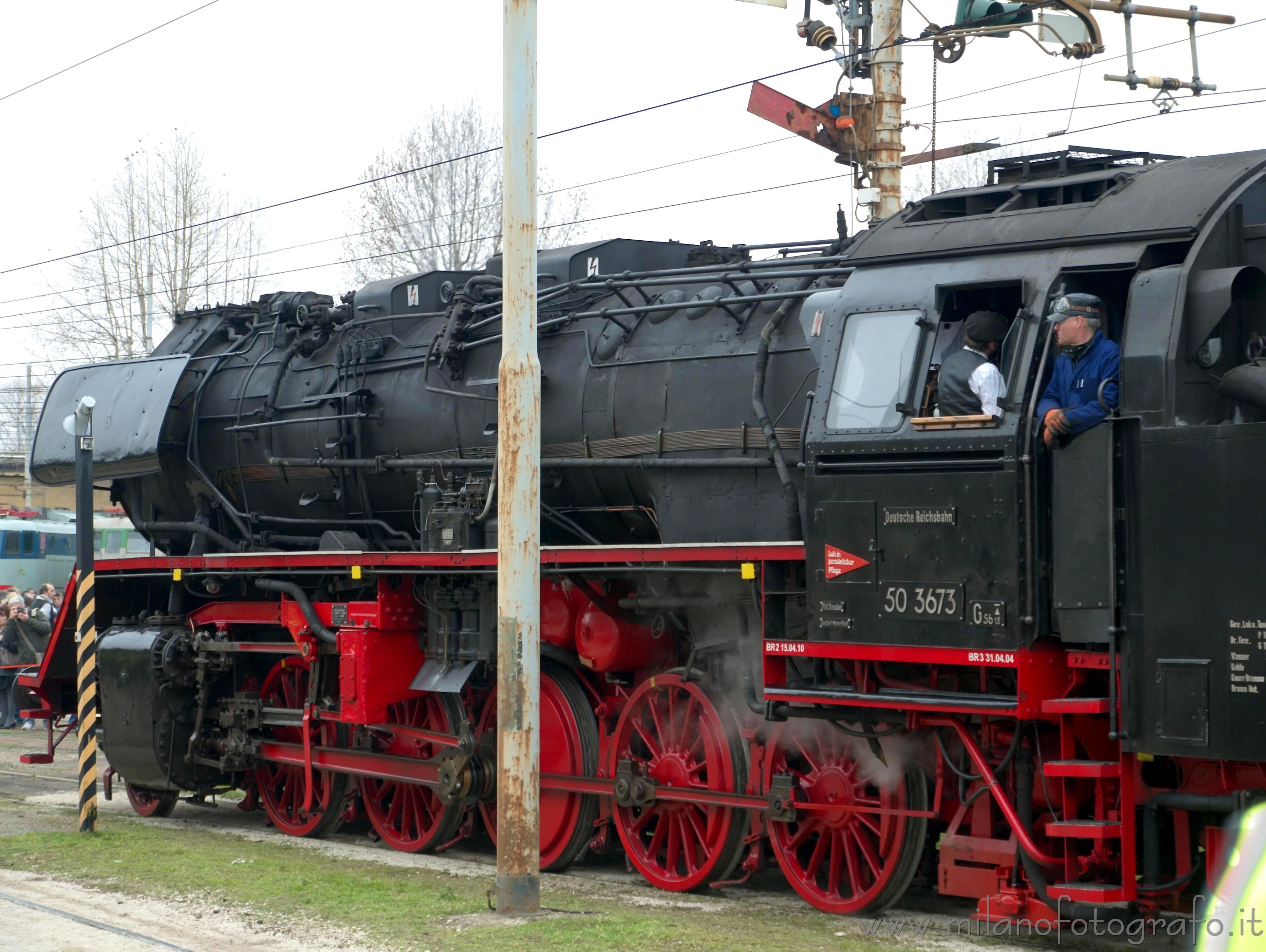 Milan (Italy): Large steam locomotive - Milan (Italy)