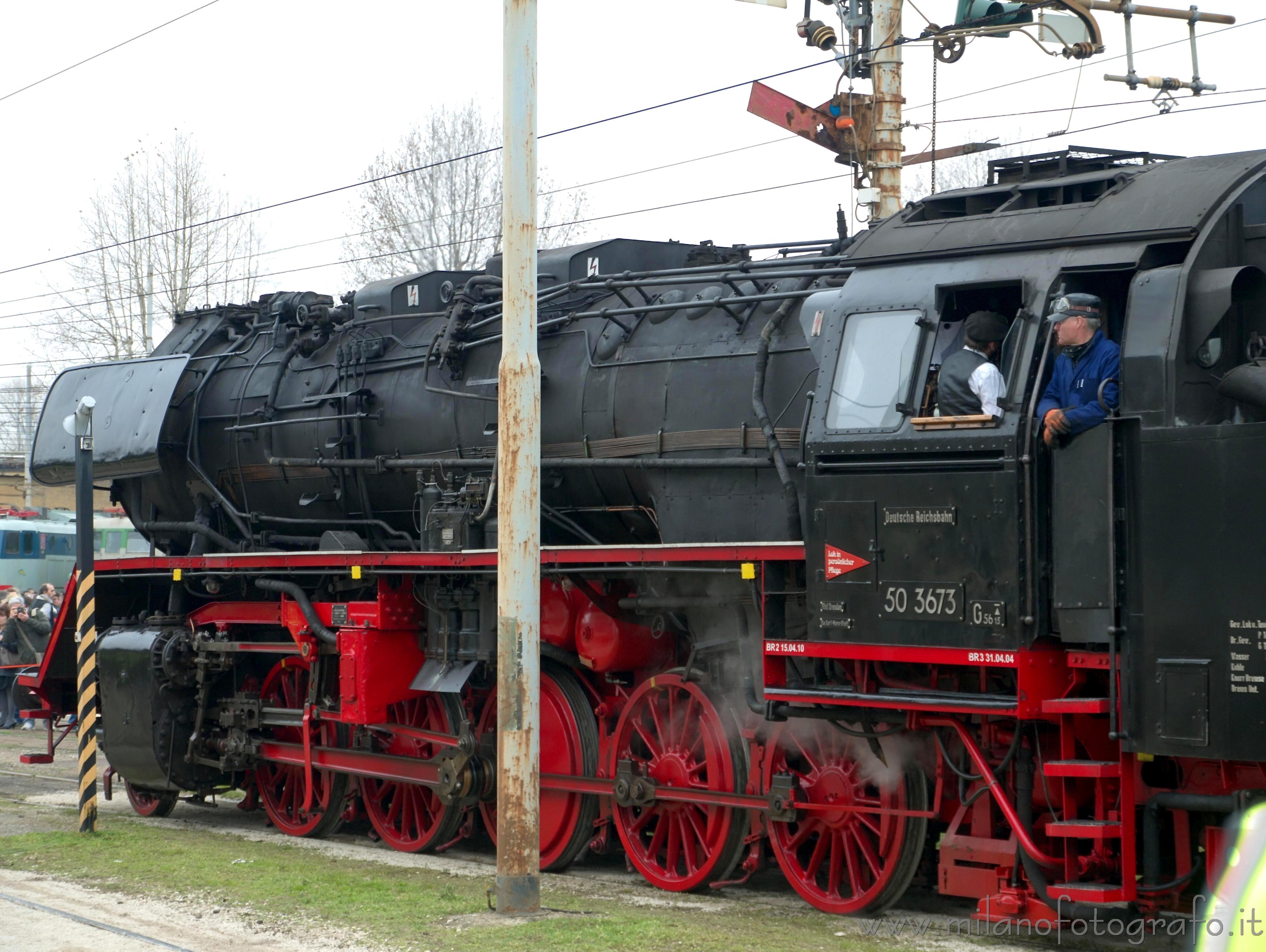 Milan (Italy): Large steam locomotive - Milan (Italy) Milan (Italy): Large steam locomotive - Milan (Italy)