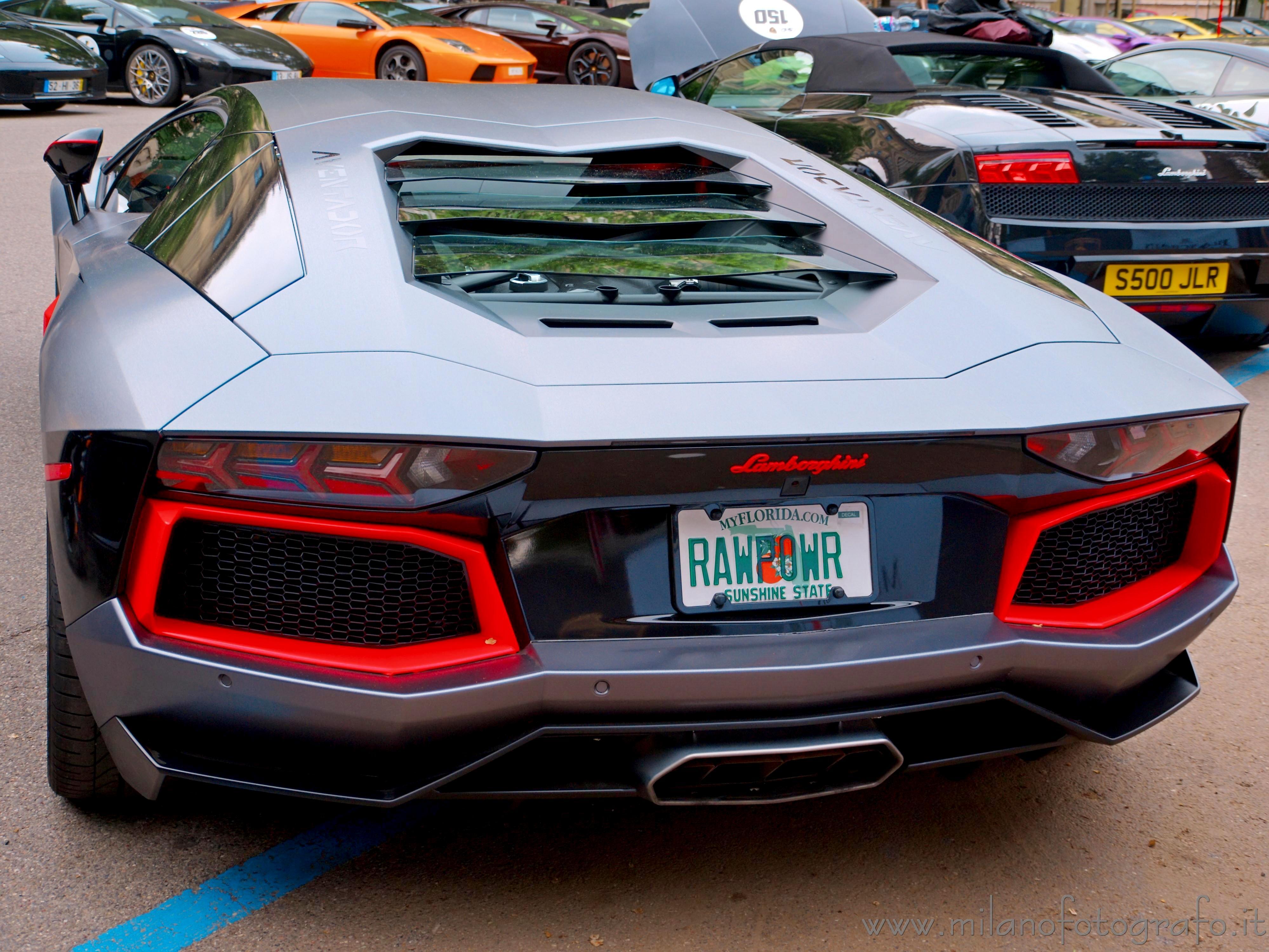 Milan (Italy): Lamborghini Aventador from behind - Milan (Italy)