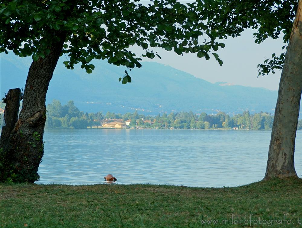 Cadrezzate (Varese, Italy) - Lake Monate