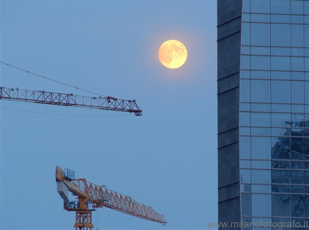 Milan (Italy) - The moon behind the skyscrapers in Garibaldi