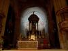 Milano: Basilica di San Simpliciano in notturna: altare e abside