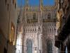 Mailand: The Duomo seen from San Raffaele street