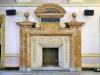 Biella: Camino in marmo rosso in Palazzo La Marmora