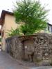 Canzo (Como, Italy): Old wall with fountain