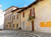 Vigliano Biellese (Biella, Italy): Houses in the old center of the town