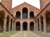 Mailand: Facade of the Basilica of Sant'Ambrogio