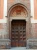 Milano: Porta laterale della Chiesa di Santa Maria del Carmine