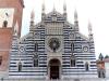 Monza (Monza e Brianza): Facciata del Duomo di Monza