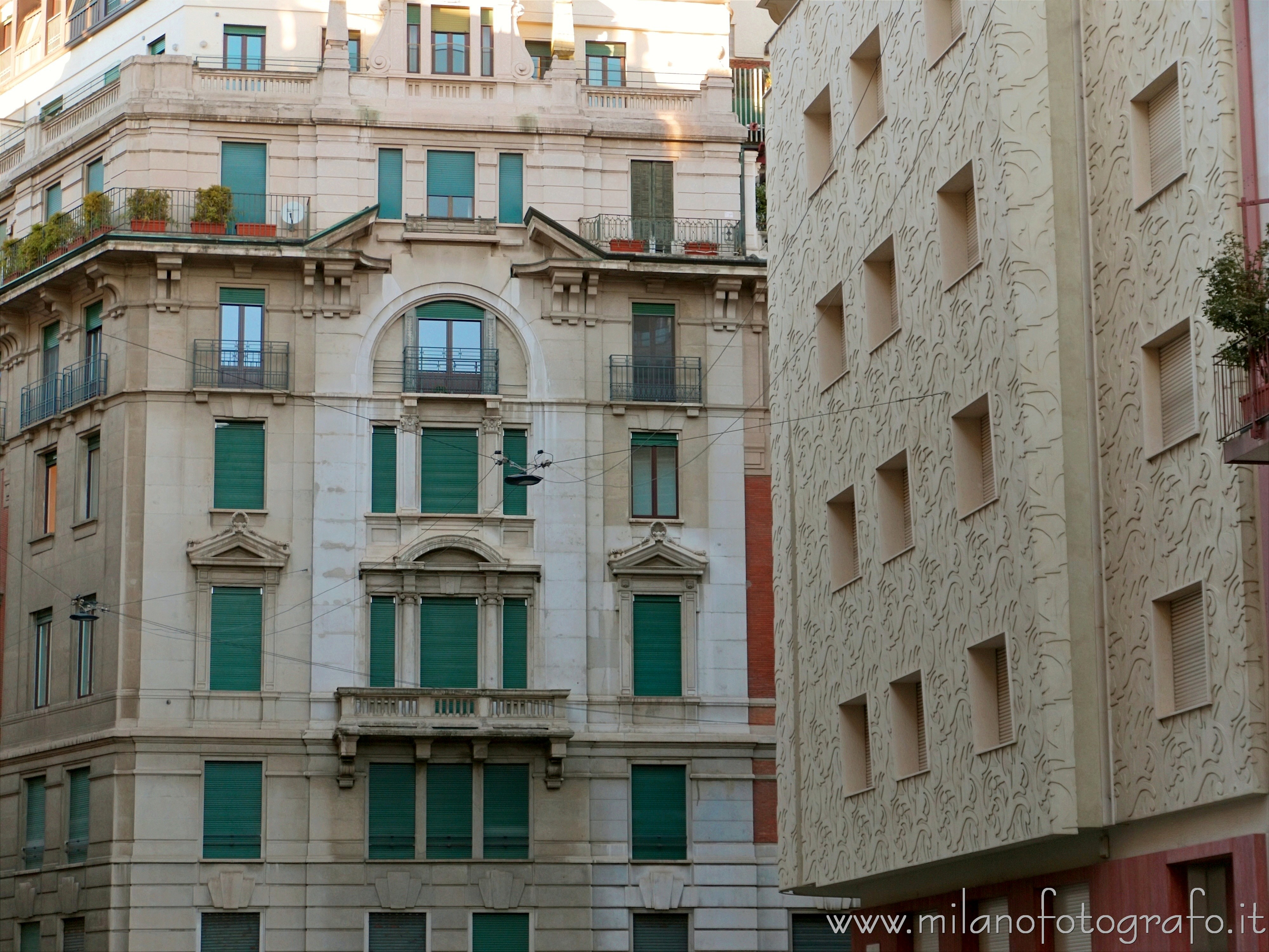 Milan (Italy): Elegant buildings of different epoches in the center of Milan - Milan (Italy)