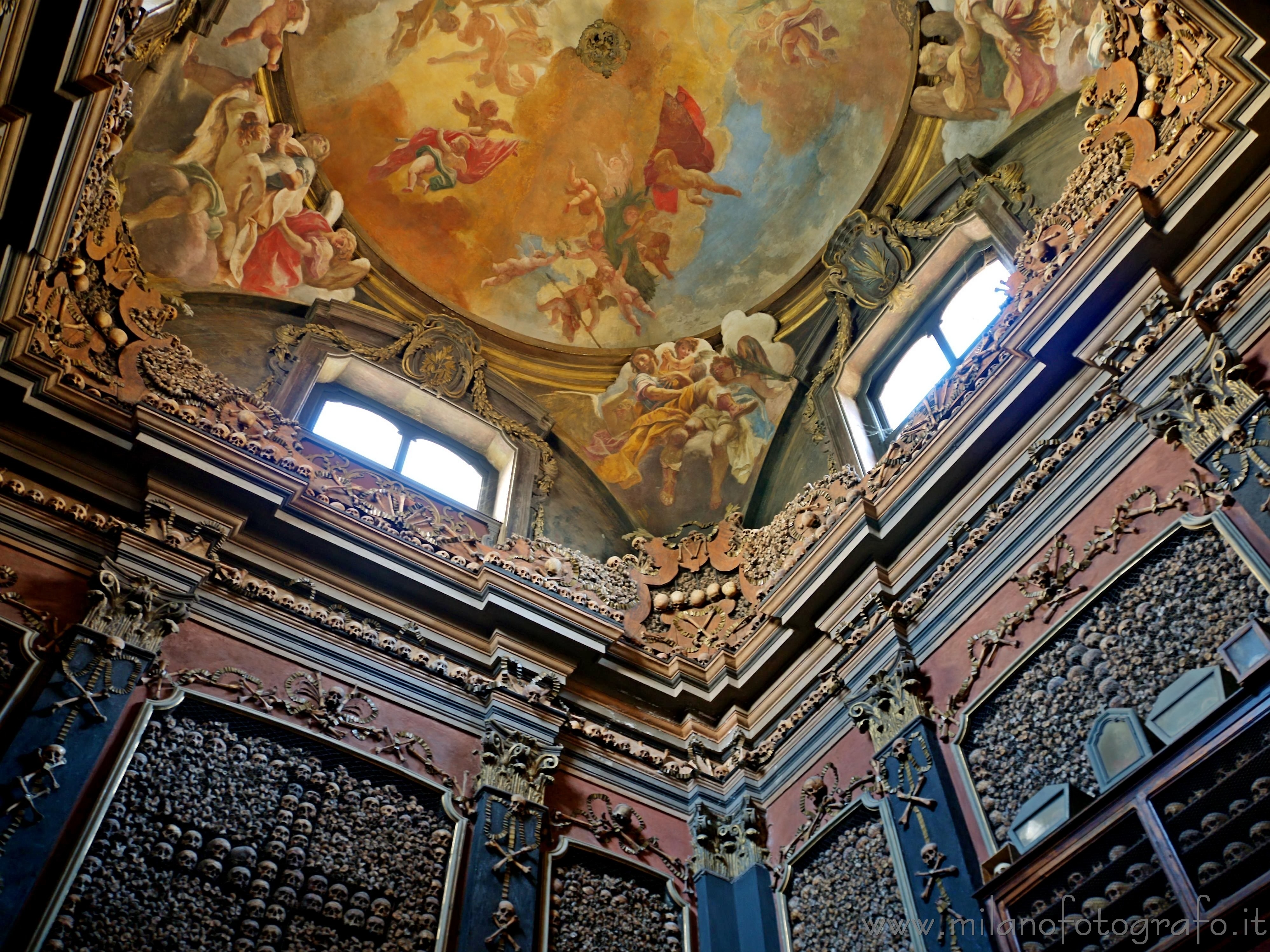 Milan (Italy): The ossuary of San Bernardino alle Ossa - Milan (Italy)