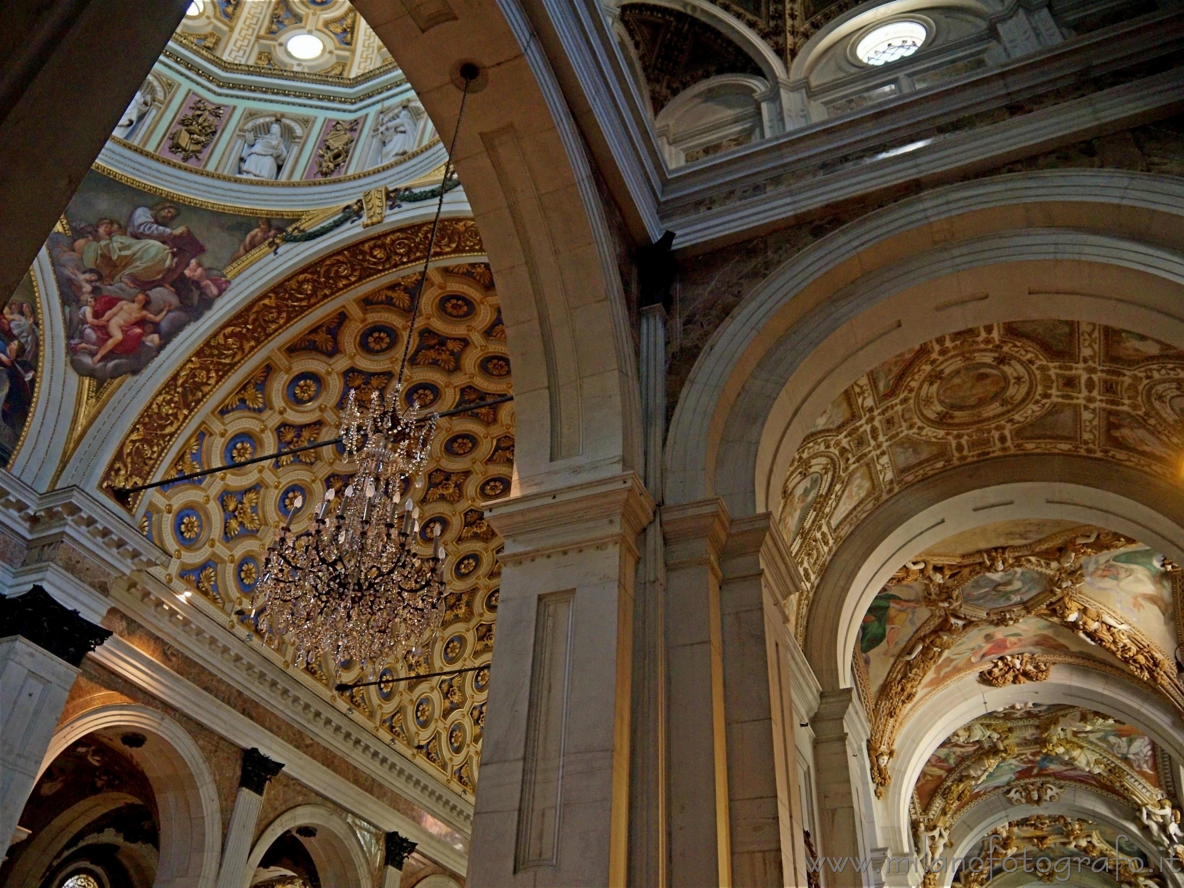Milan (Italy): Shapes and colors inside the Church of Santa Maria dei Miracoli - Milan (Italy)