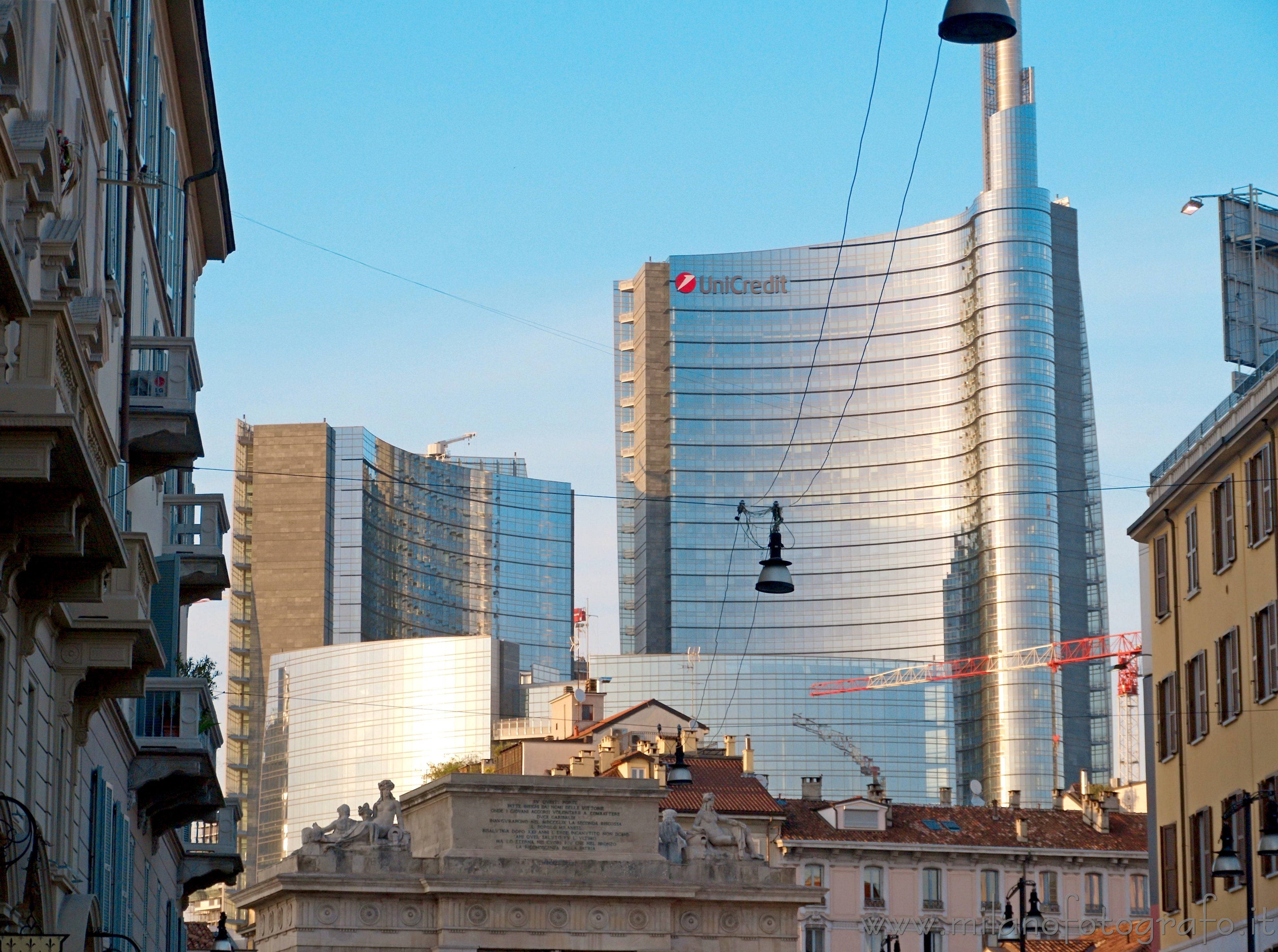 Milano: Unicredit Tower vista da corso Garibaldi - Milano