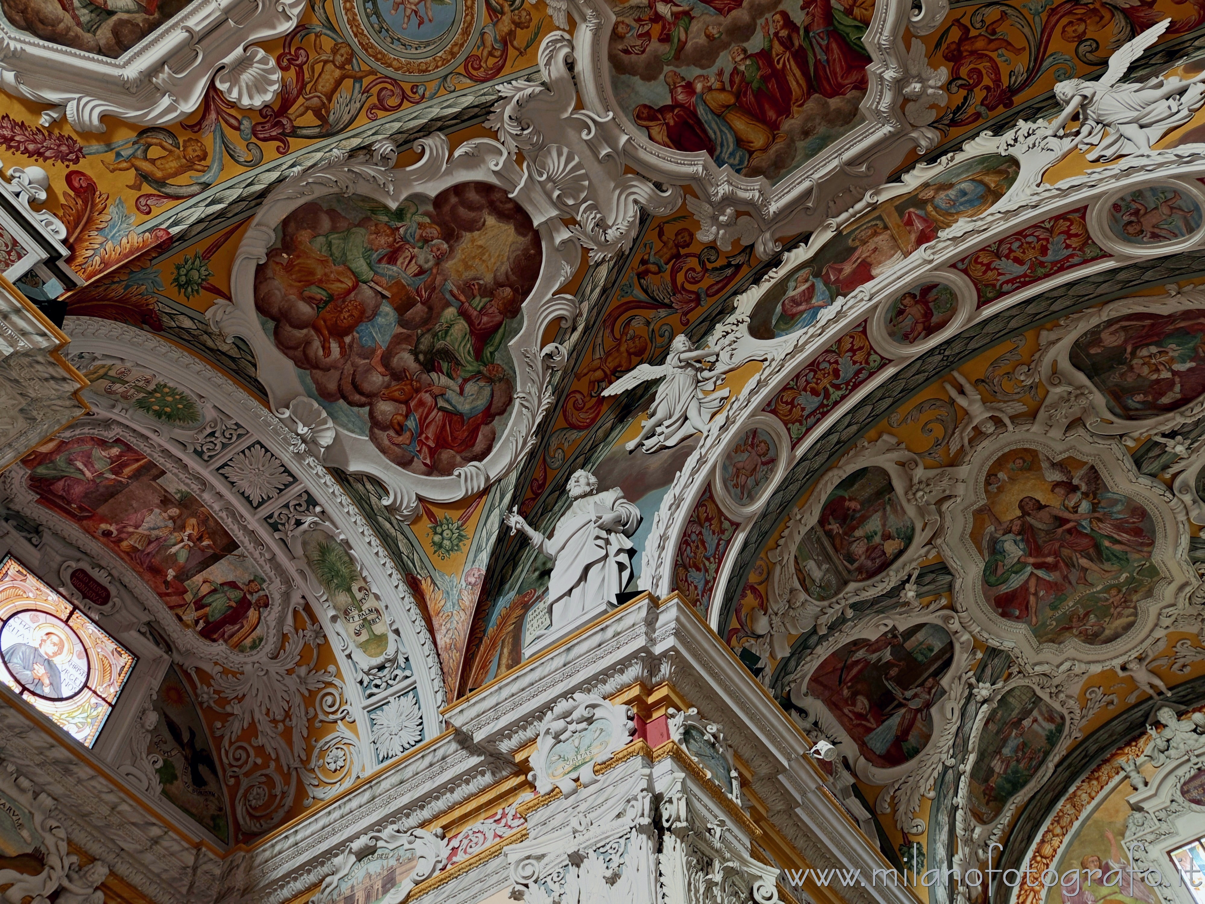Veglio (Biella): Decorazioni sul soffitto della Chiesa parrocchiale di San Giovanni - Veglio (Biella)