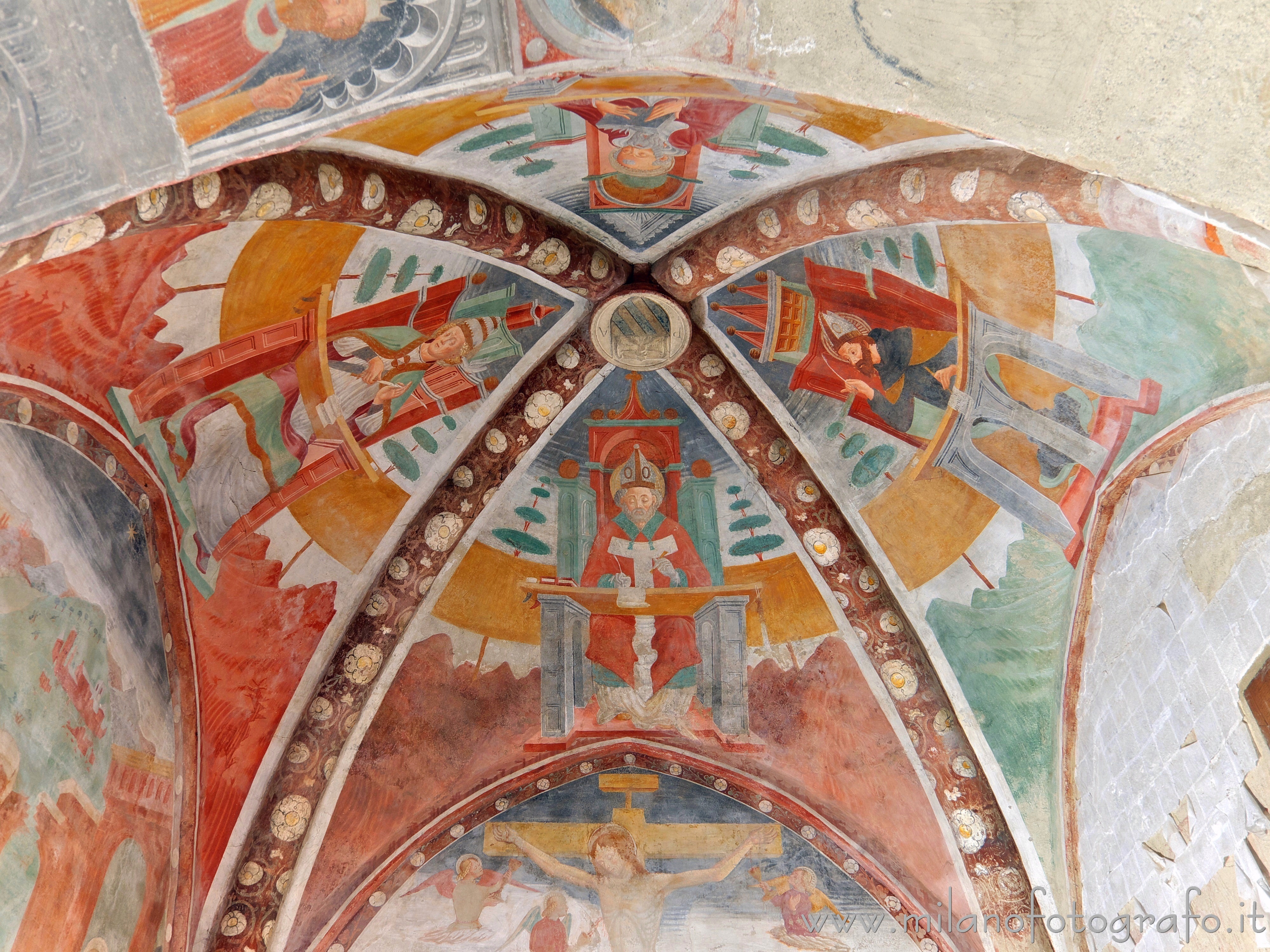 Settimo Milanese (Milan, Italy): Frescoed vault of the presbytery of the Oratory of San Giovanni Battista - Settimo Milanese (Milan, Italy)