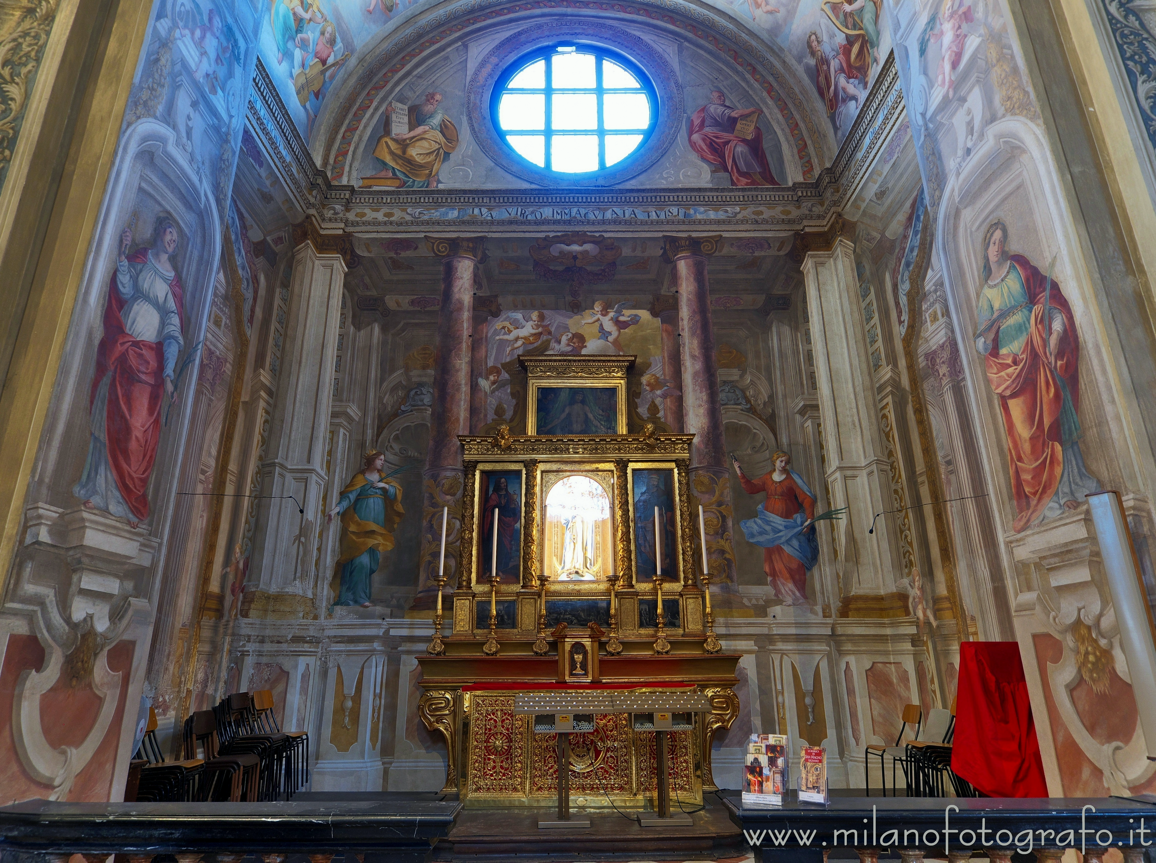 Legnano (Milan, Italy): Chapel of the Immaculate (alias of the Assumption) in the Basilica of San Magno - Legnano (Milan, Italy)