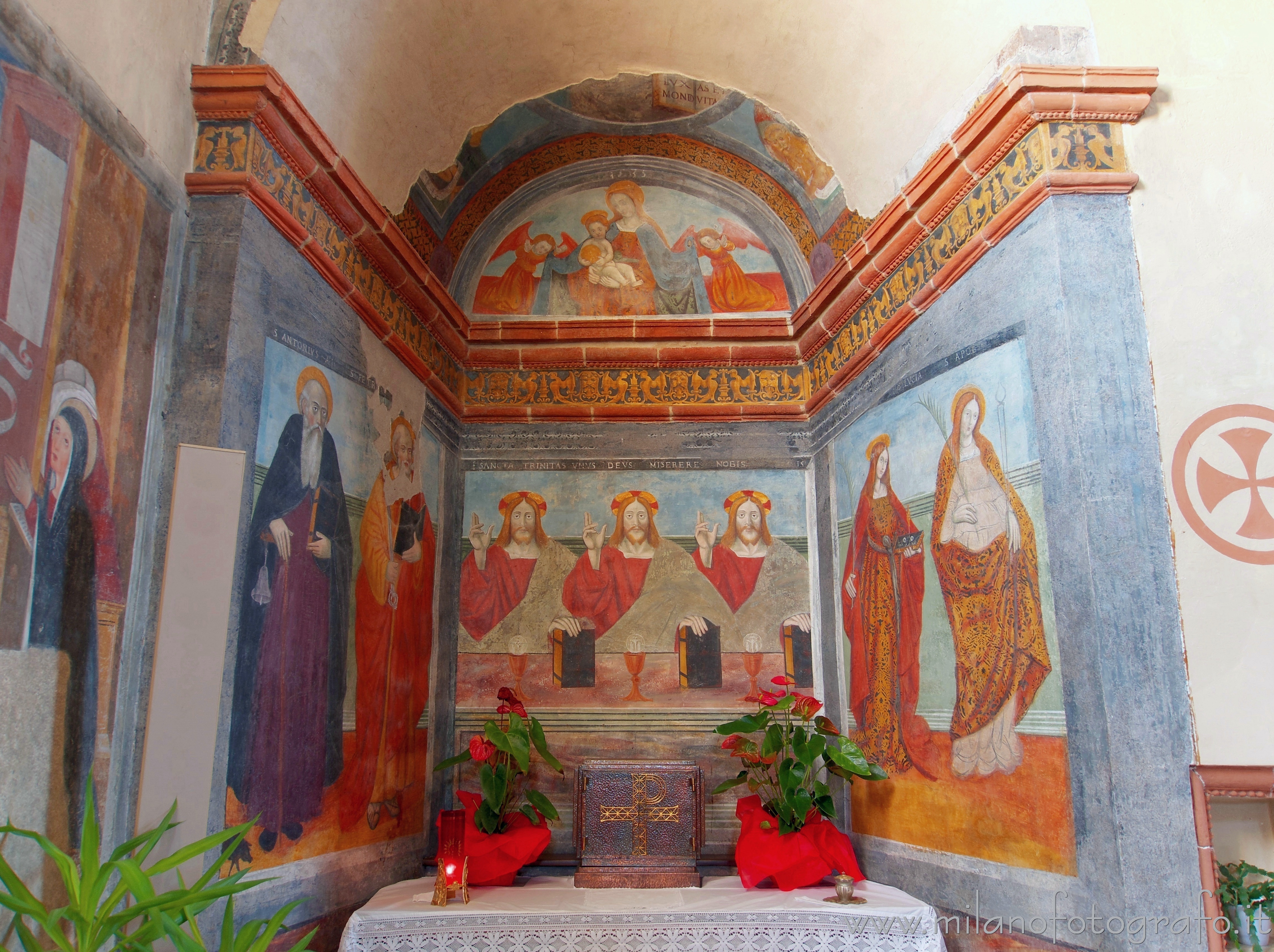 Benna (Biella, Italy): Chapel on top of the left aisle in the Church of San Pietro - Benna (Biella, Italy)