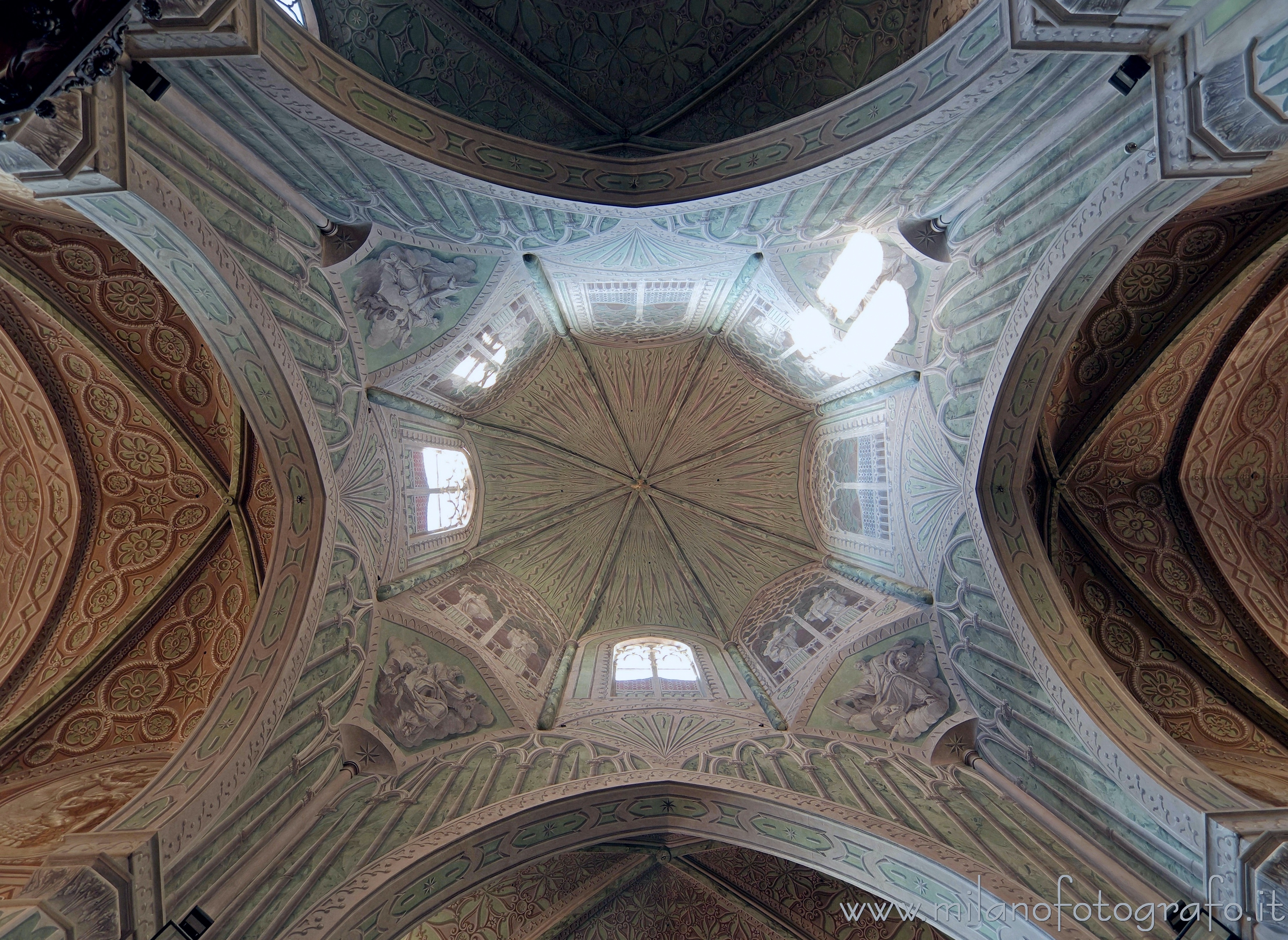 Biella (Italy): Ceiling of the crossing of the Cathedral of Biella - Biella (Italy)