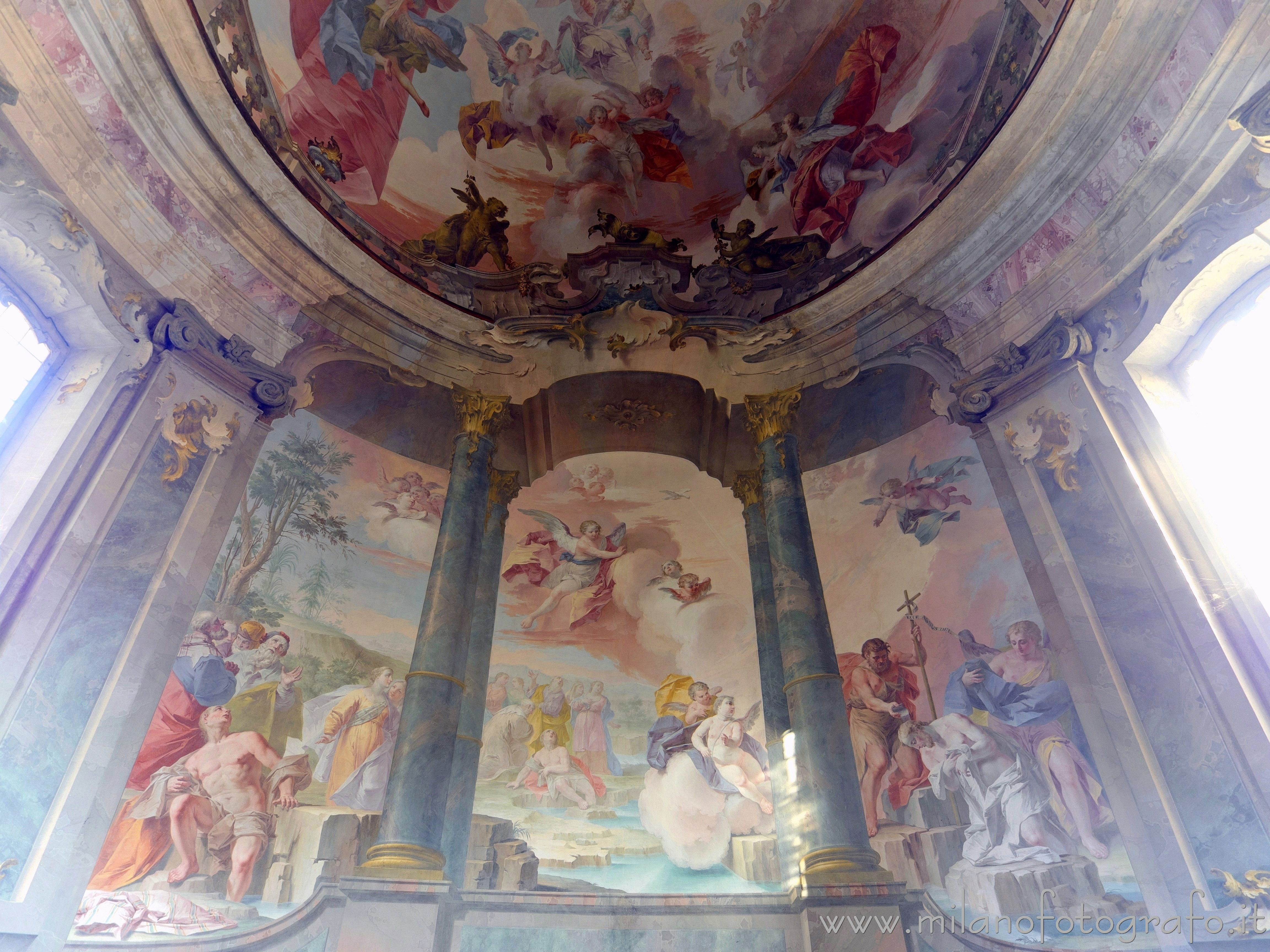 Busto Arsizio (Varese, Italy): Wall of the choir of the Basilica of St. John Baptist - Busto Arsizio (Varese, Italy)