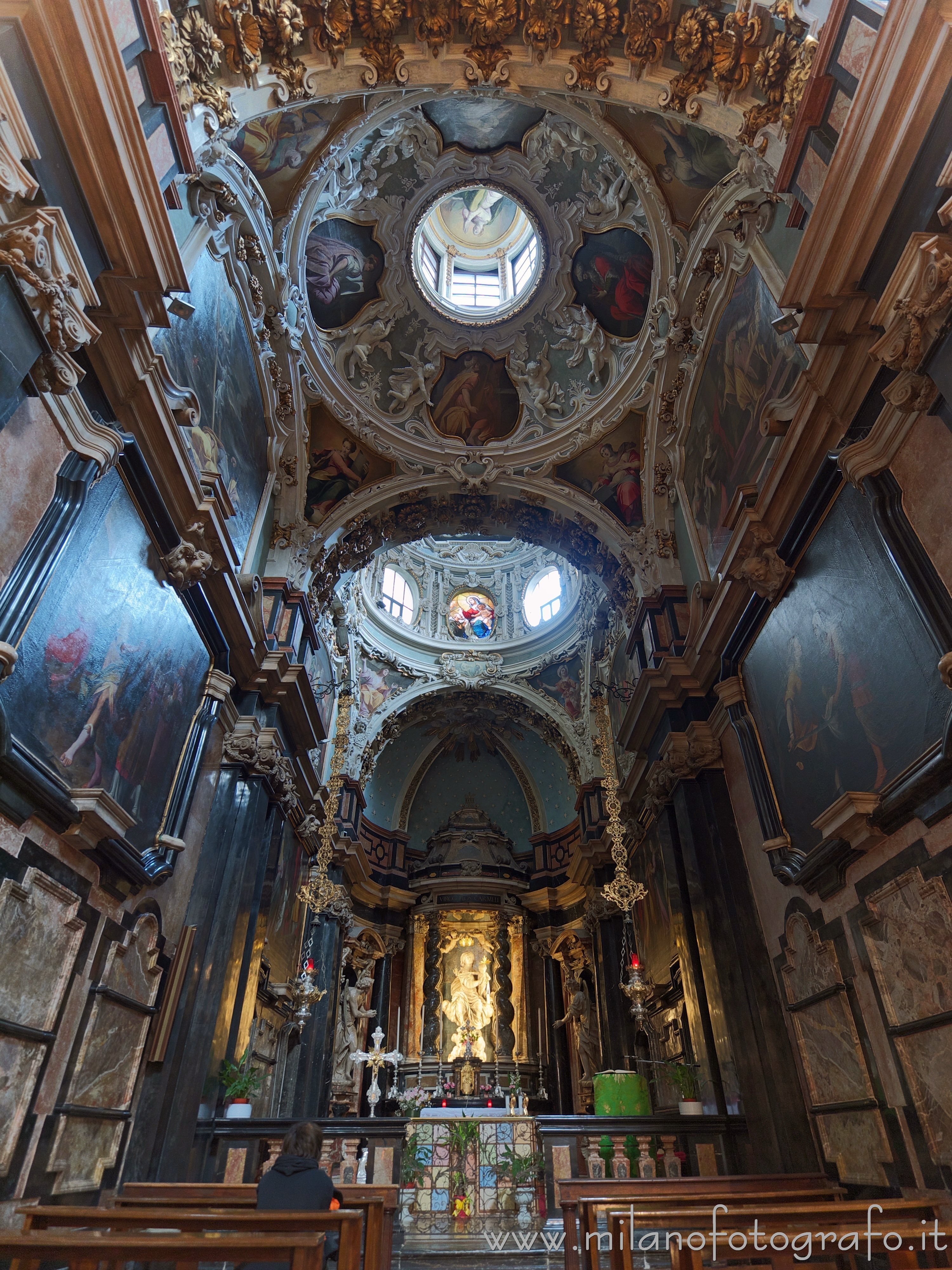 Milan (Italy): Interior of the Chapel of the Carmine Virgin in the Church of Santa Maria del Carmine - Milan (Italy)