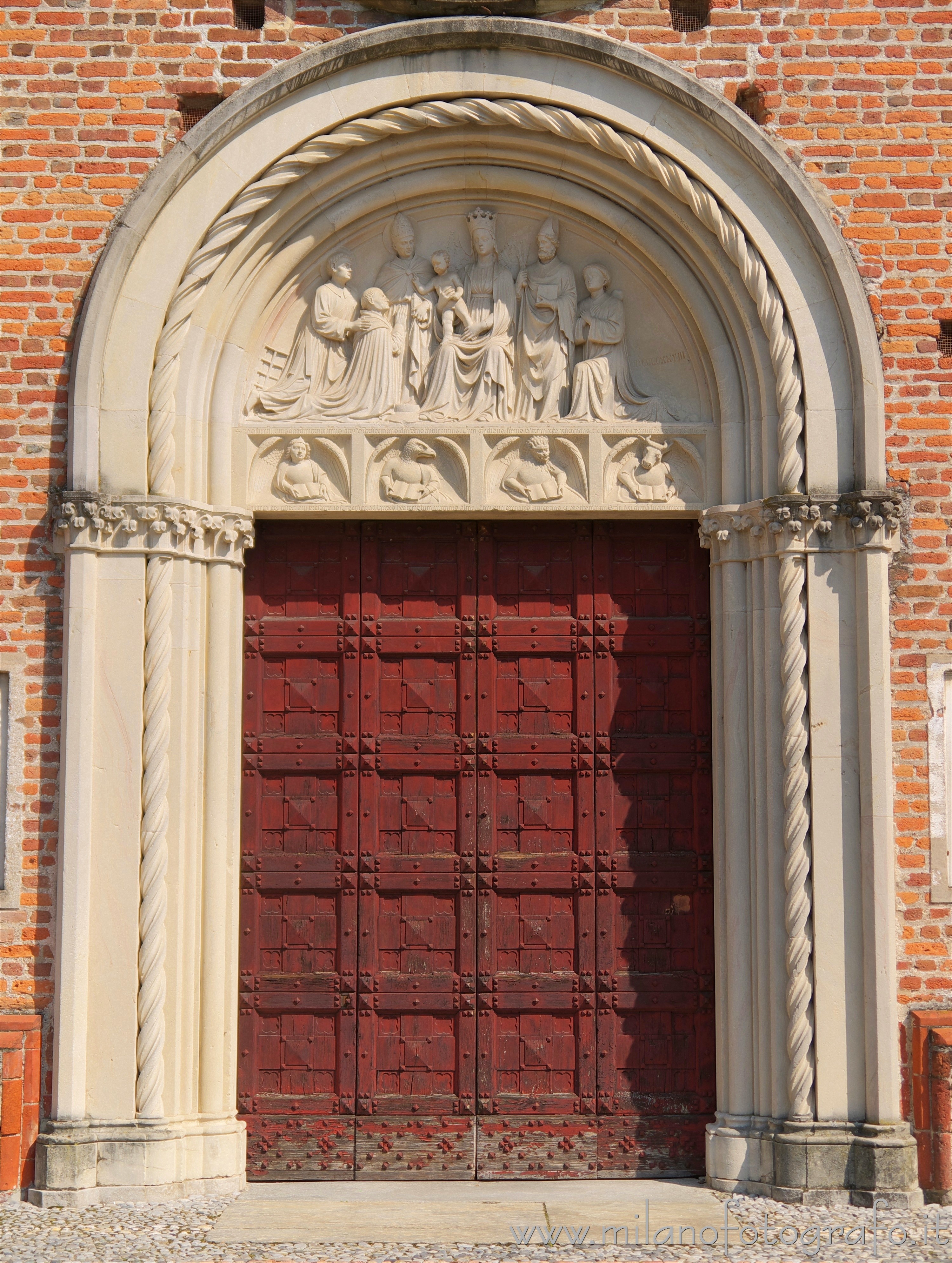 Castiglione Olona (Varese, Italy): Portal of the Collegiate Church of Saints Stephen and Lawrence - Castiglione Olona (Varese, Italy)