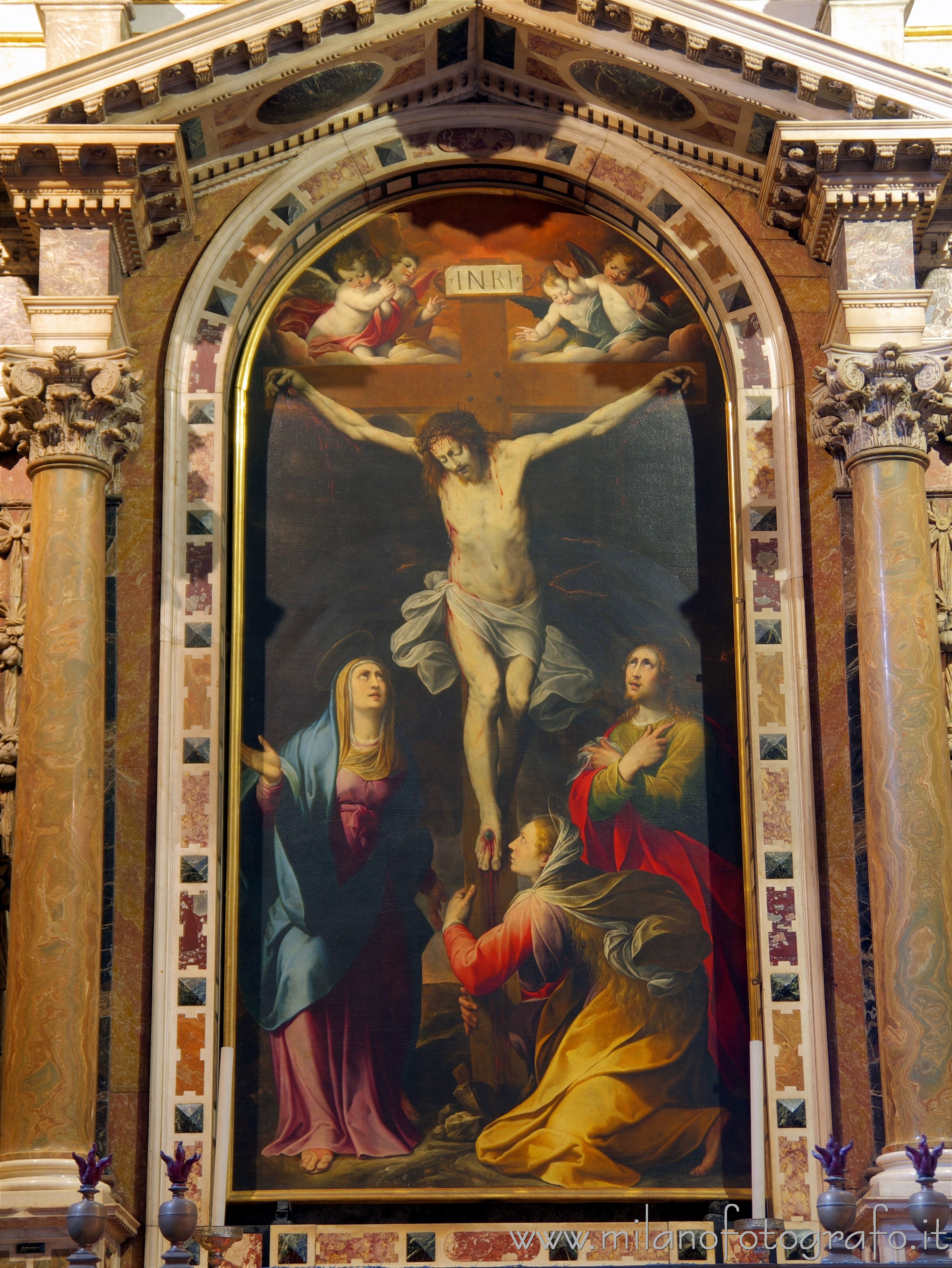 Milan (Italy): Crucifixion by Camillo Procaccini in the Church of Sant'Alessandro in Zebedia - Milan (Italy)