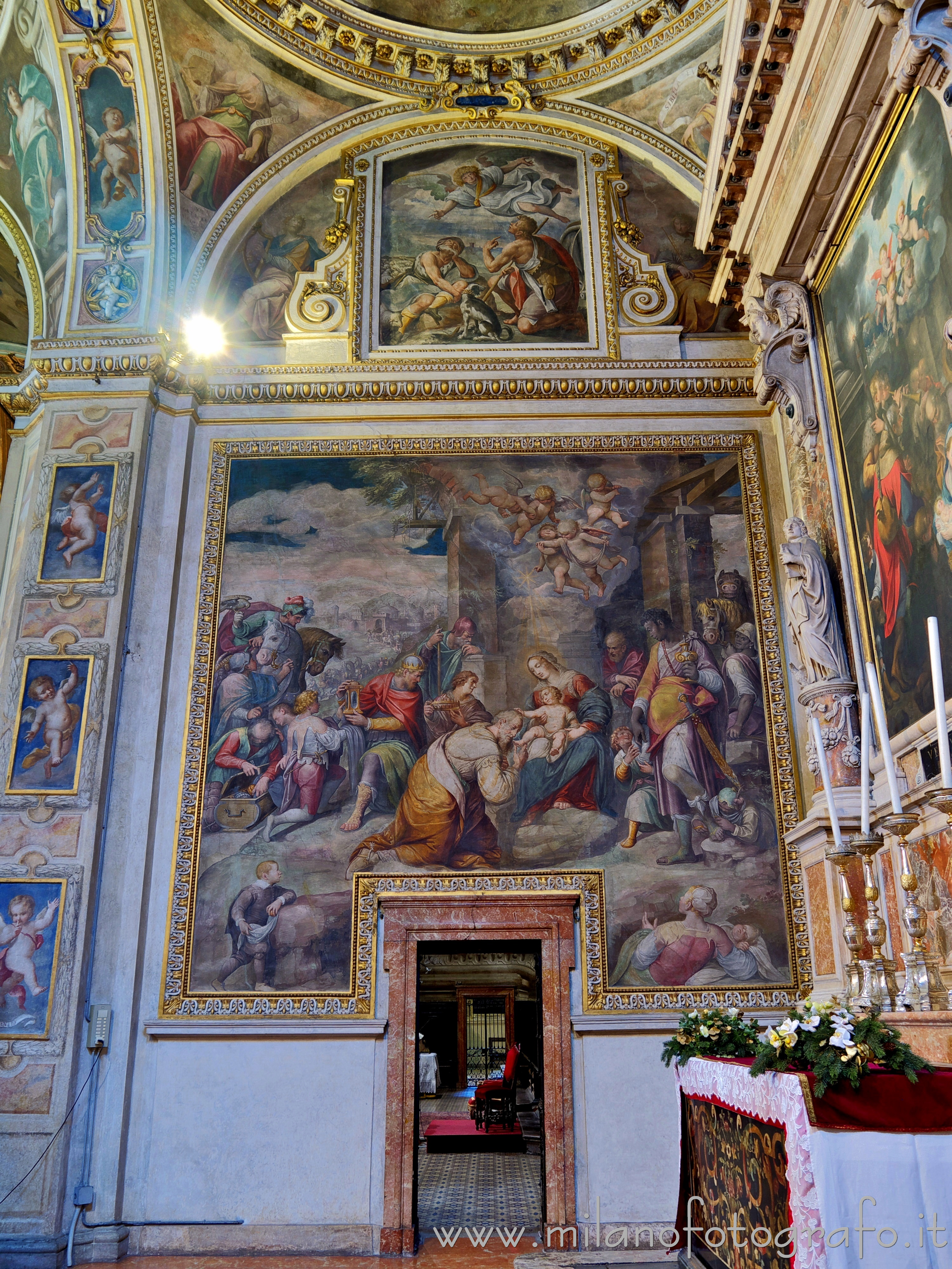 Milan (Italy): Adoration of the Magi in the Church of Sant'Alessandro in Zebedia - Milan (Italy)