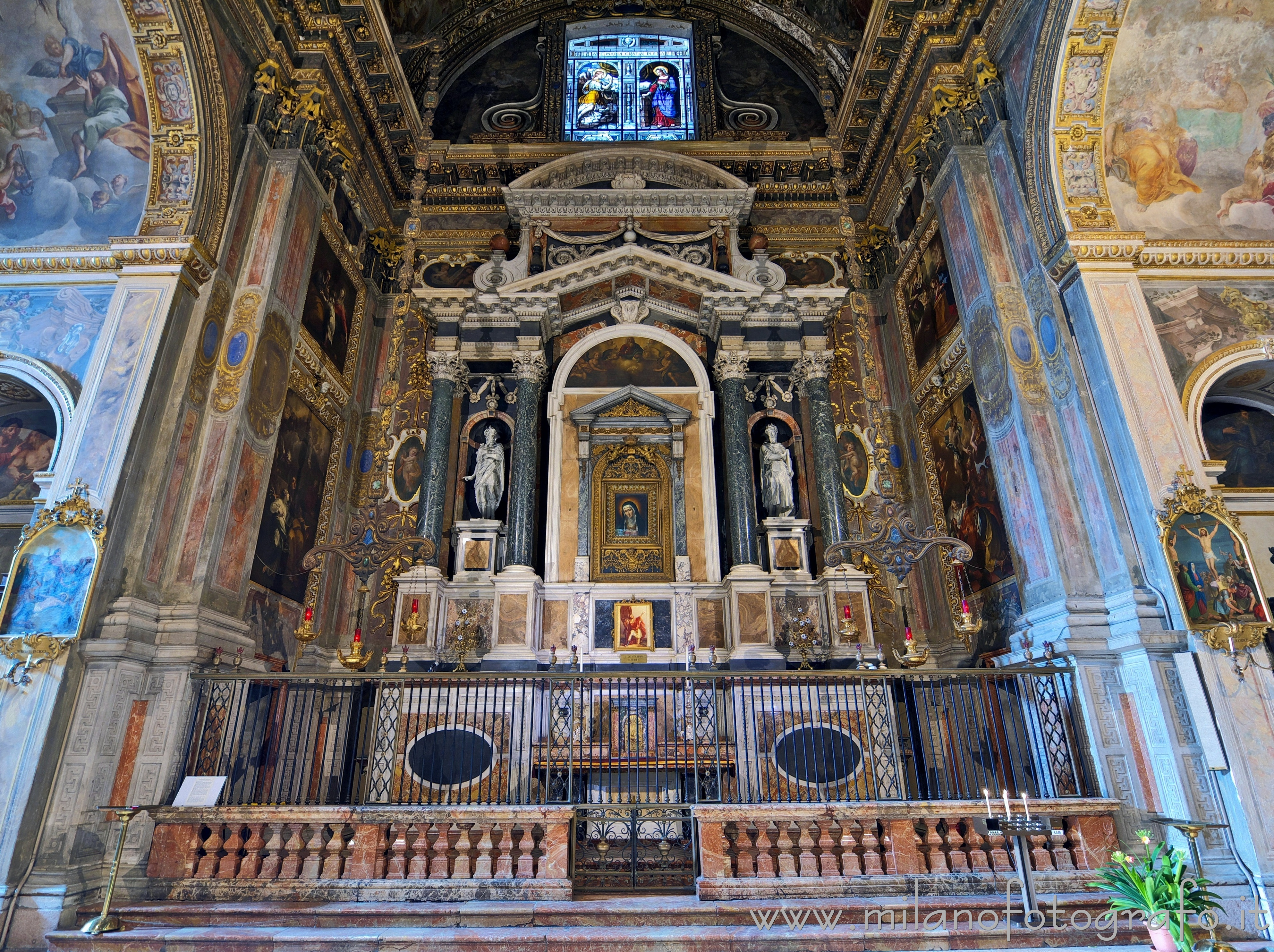 Milano: Cappella della Madonna Addolorata nella Chiesa di Sant'Alessandro in Zebedia - Milano