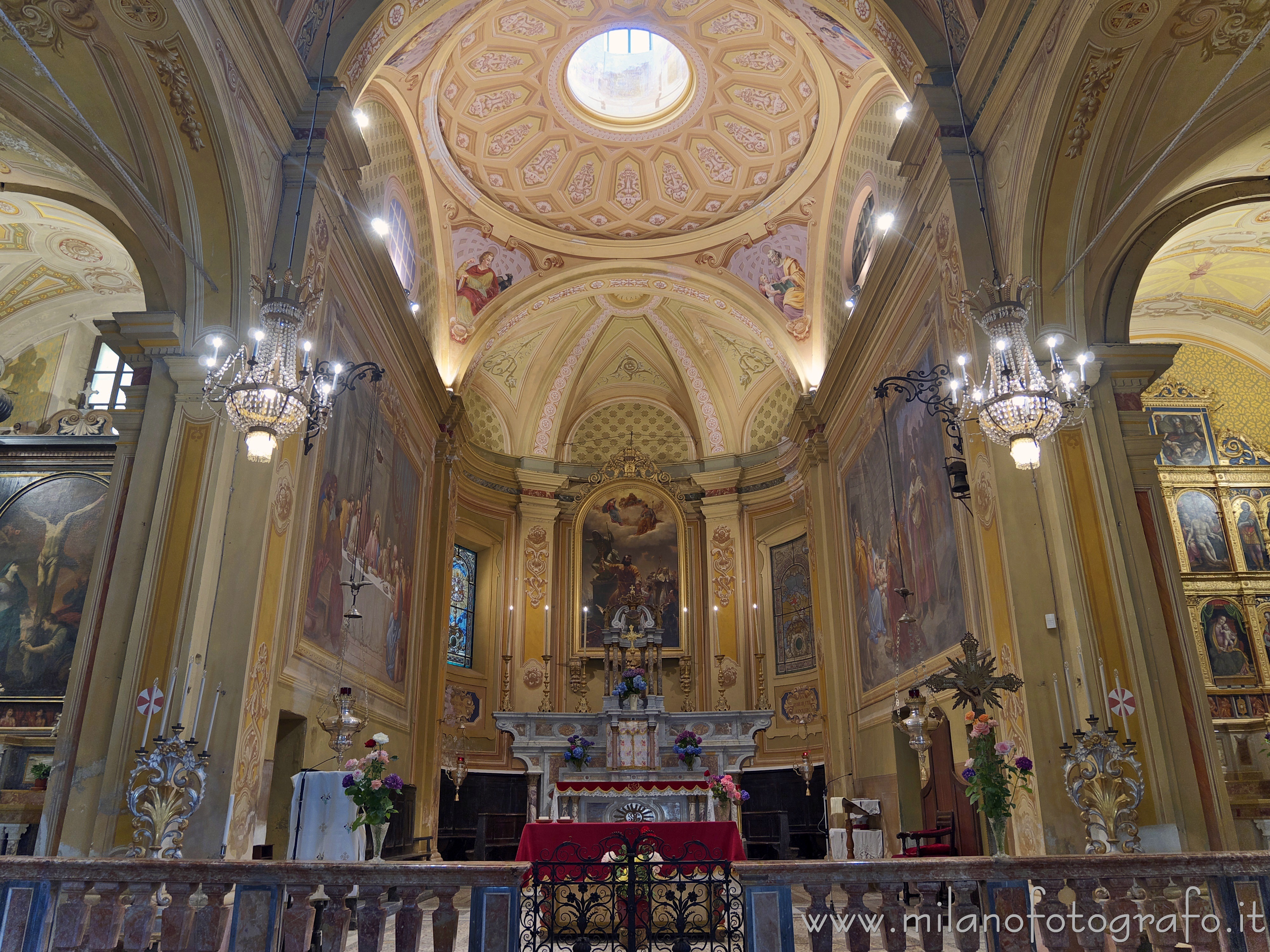 Campiglia Cervo (Biella, Italy): Presbytery of the Parish Church of the Saints Bernhard und Joseph - Campiglia Cervo (Biella, Italy)