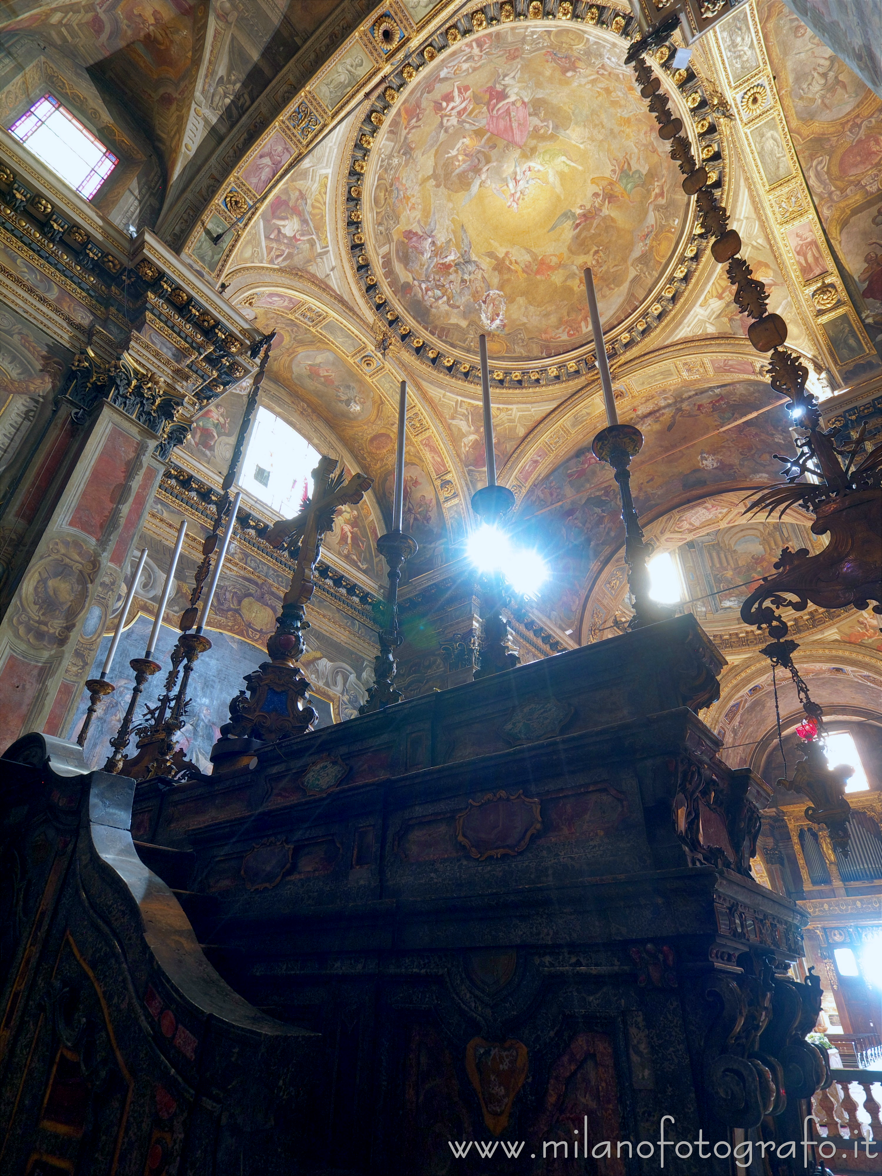 Milan (Italy): Looking up from behind the altar of the Church of Sant'Alessandro in Zebedia - Milan (Italy)