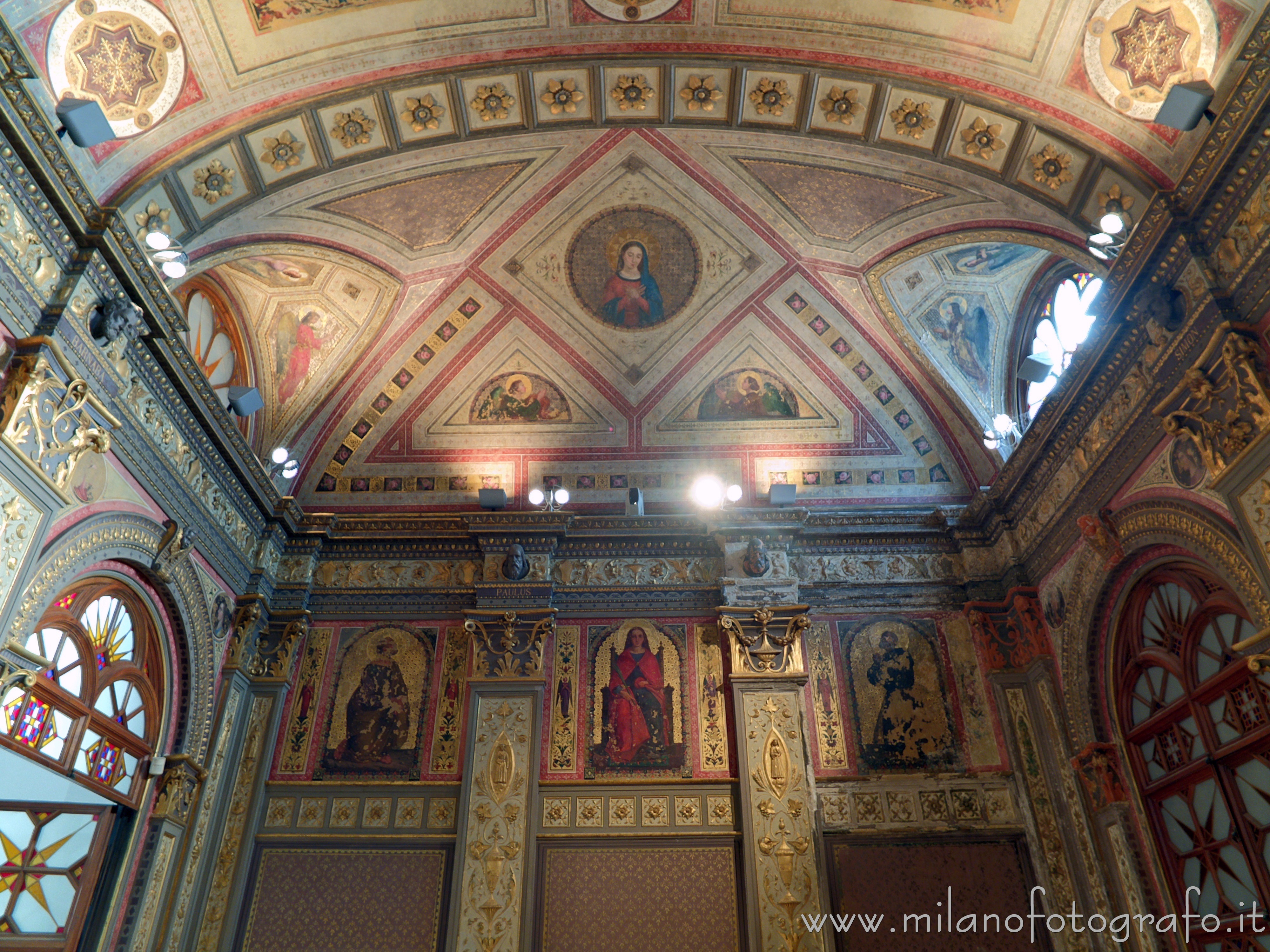 Desio (Milan, Italy): Interior of the neorenaissance private chapel of Villa Cusani Traversi Tittoni - Desio (Milan, Italy)