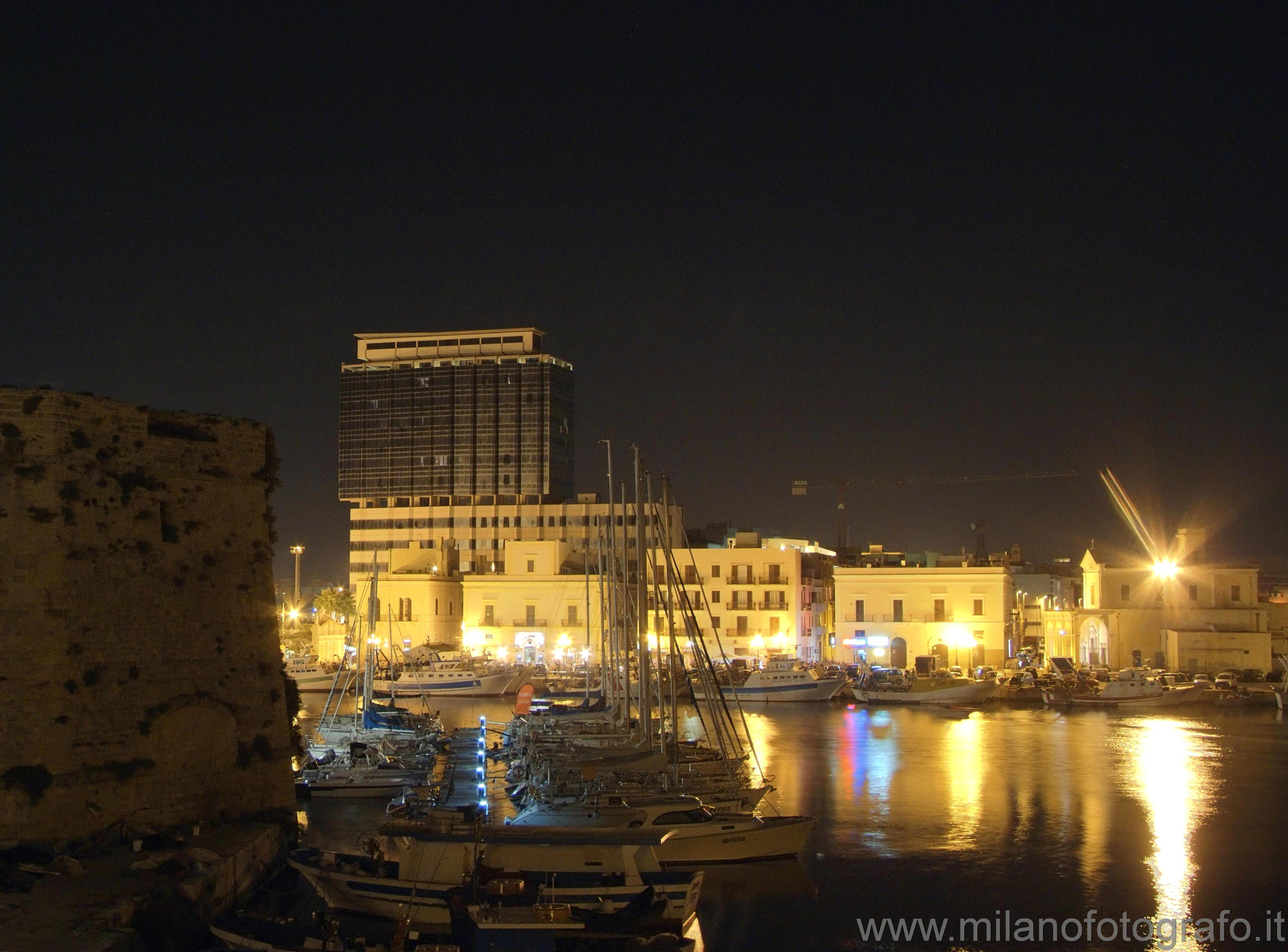 Gallipoli (Lecce): l' inizio di Gallipoli Nuova vista da Gallipoli Vecchia - Gallipoli (Lecce)