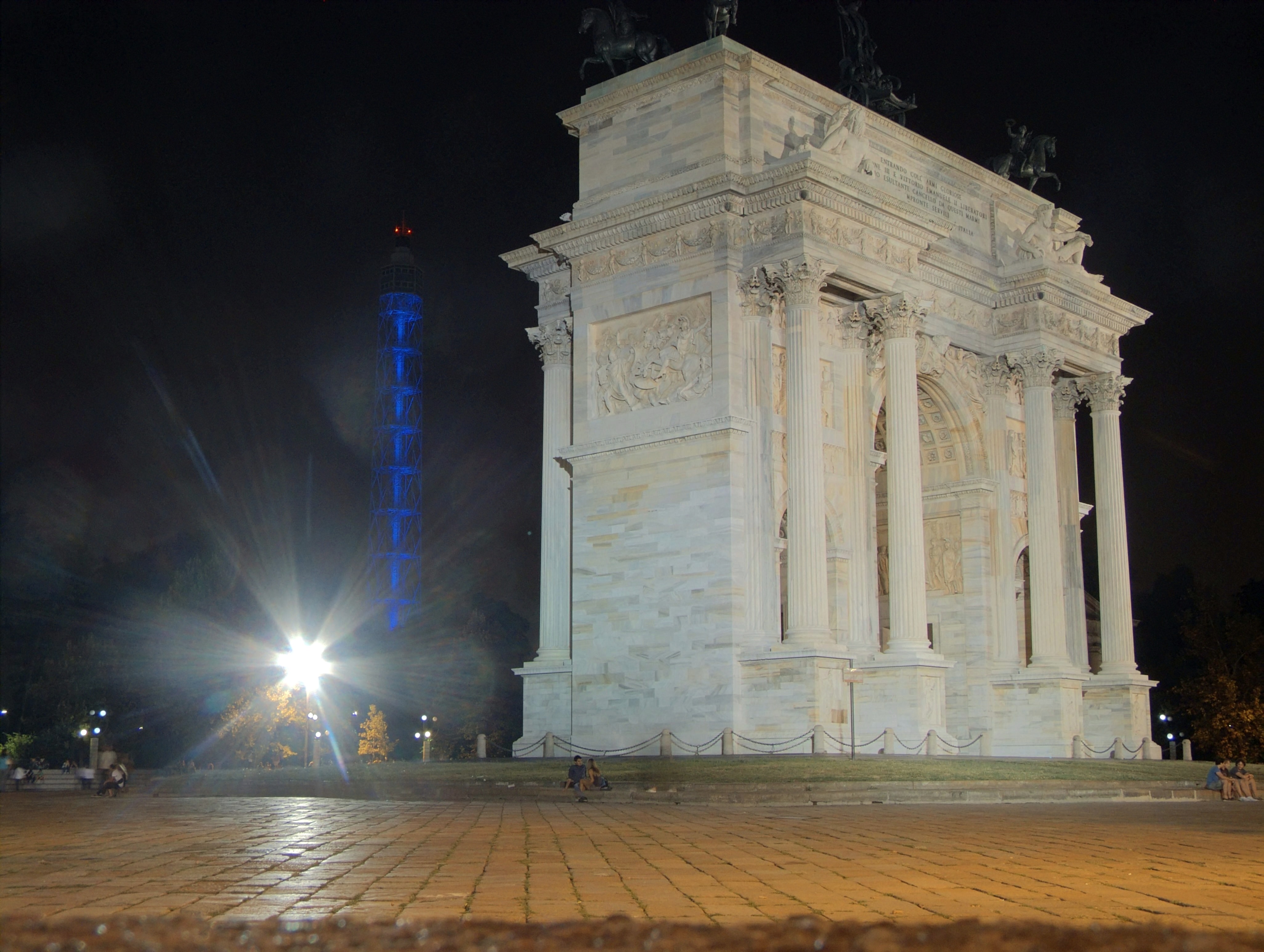 Milano: Arco della Pace in notturna - Milano