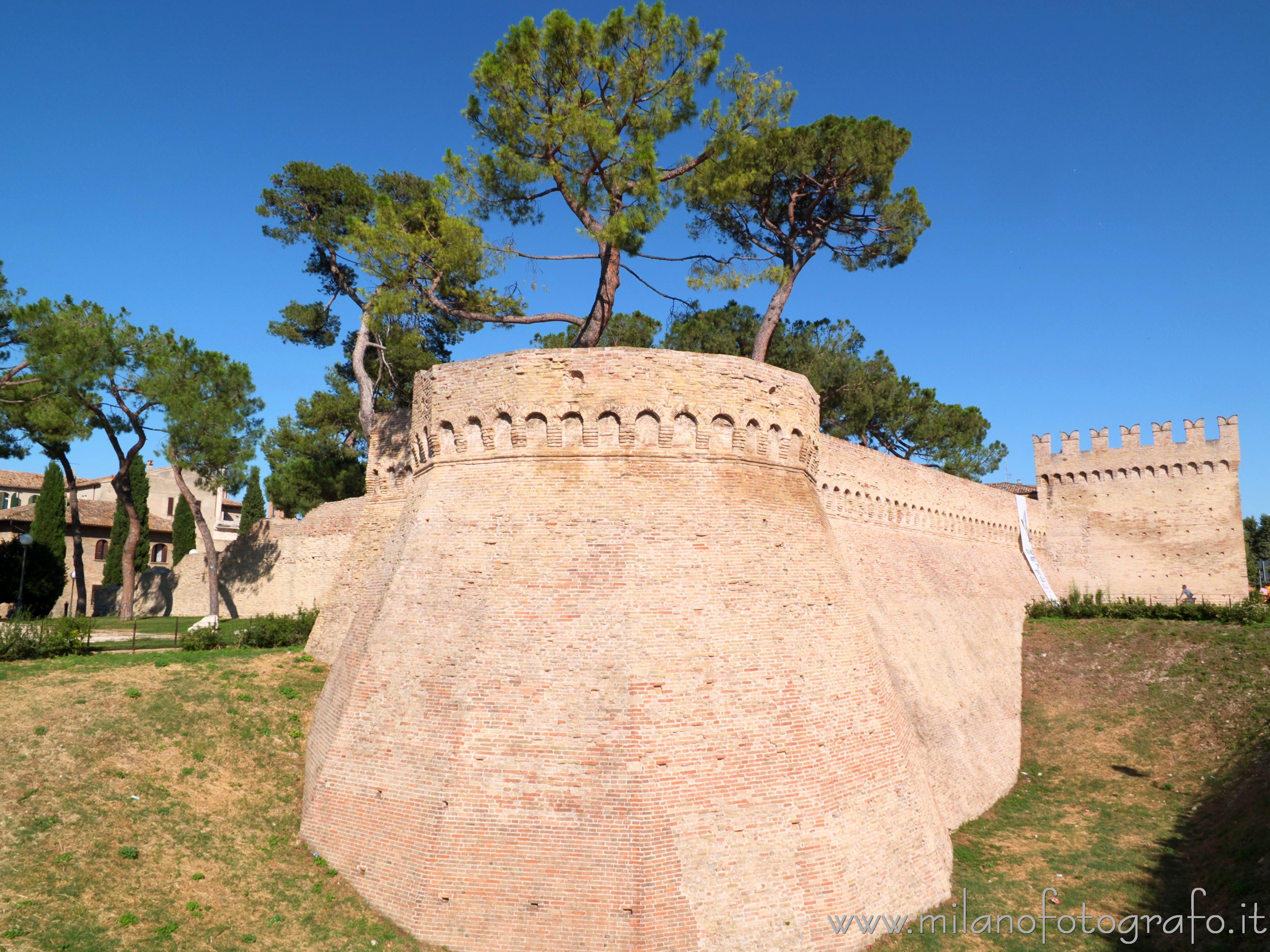 Fano (Pesaro e Urbino): Dettaglio delle mura cittadine - Fano (Pesaro e Urbino)