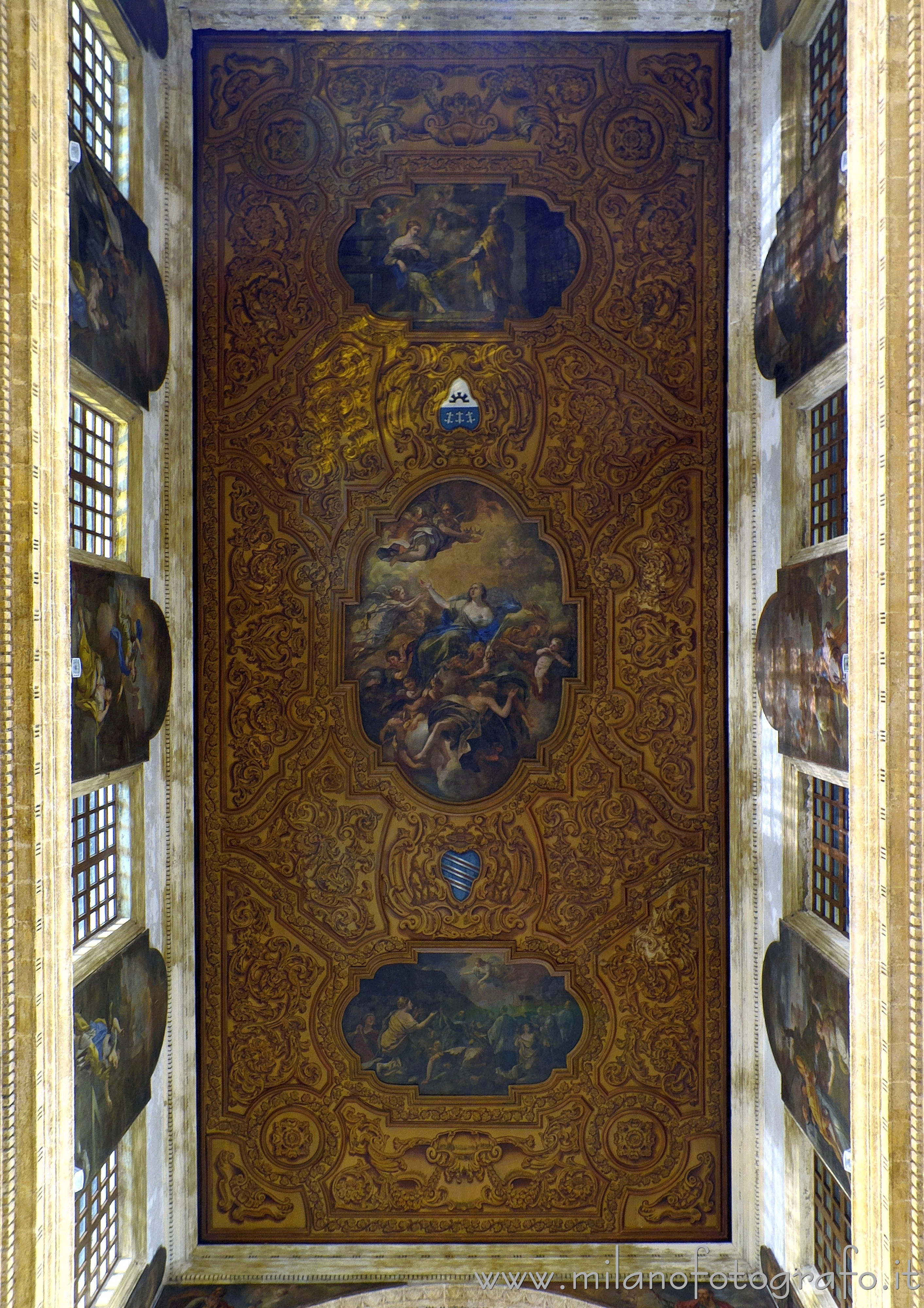 Gallipoli (Lecce): Soffitto della navata del Duomo - Gallipoli (Lecce)