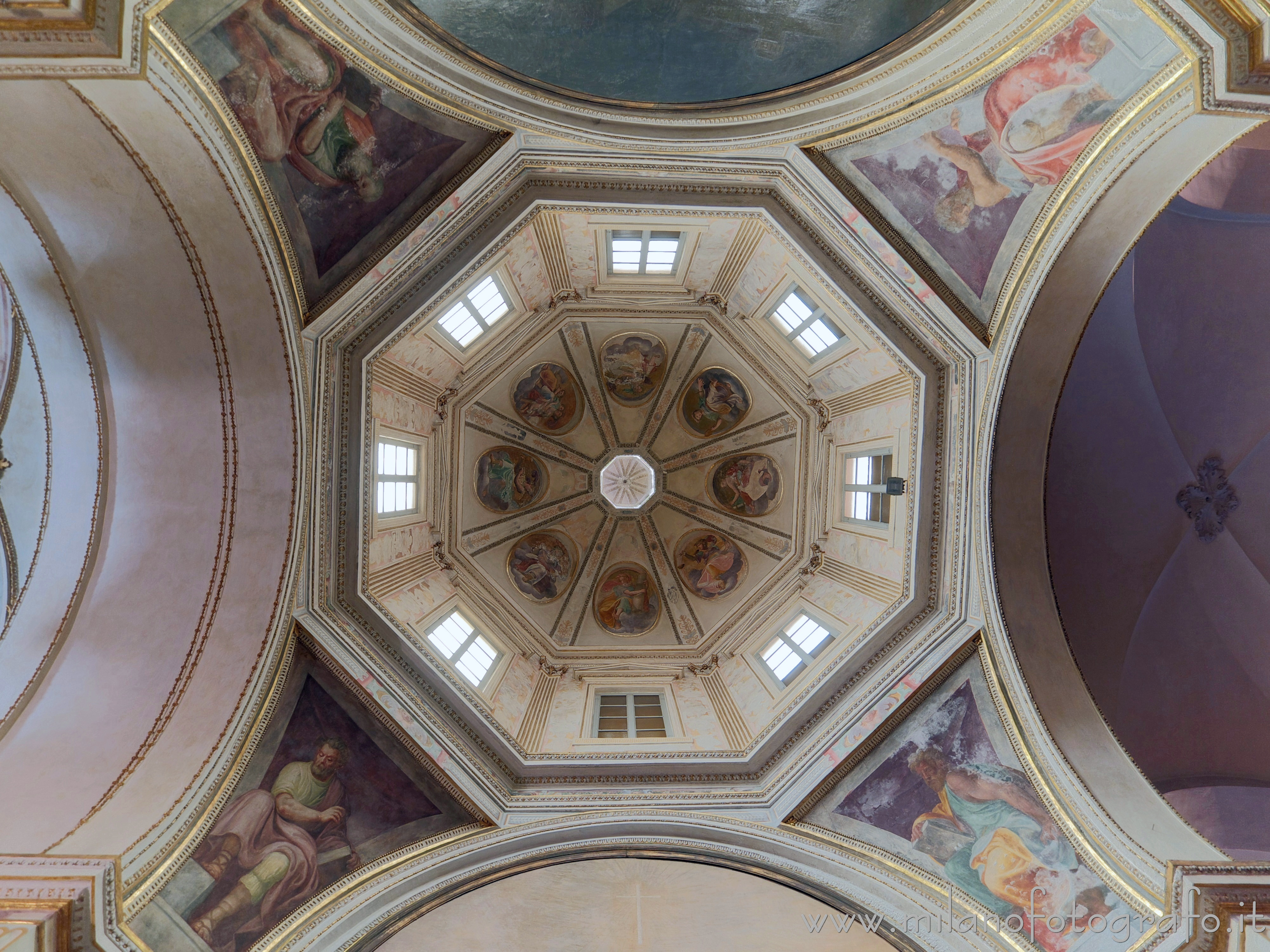 Milano: Soffitto della Cappella Cusani nella Basilica di San Marco - Milano