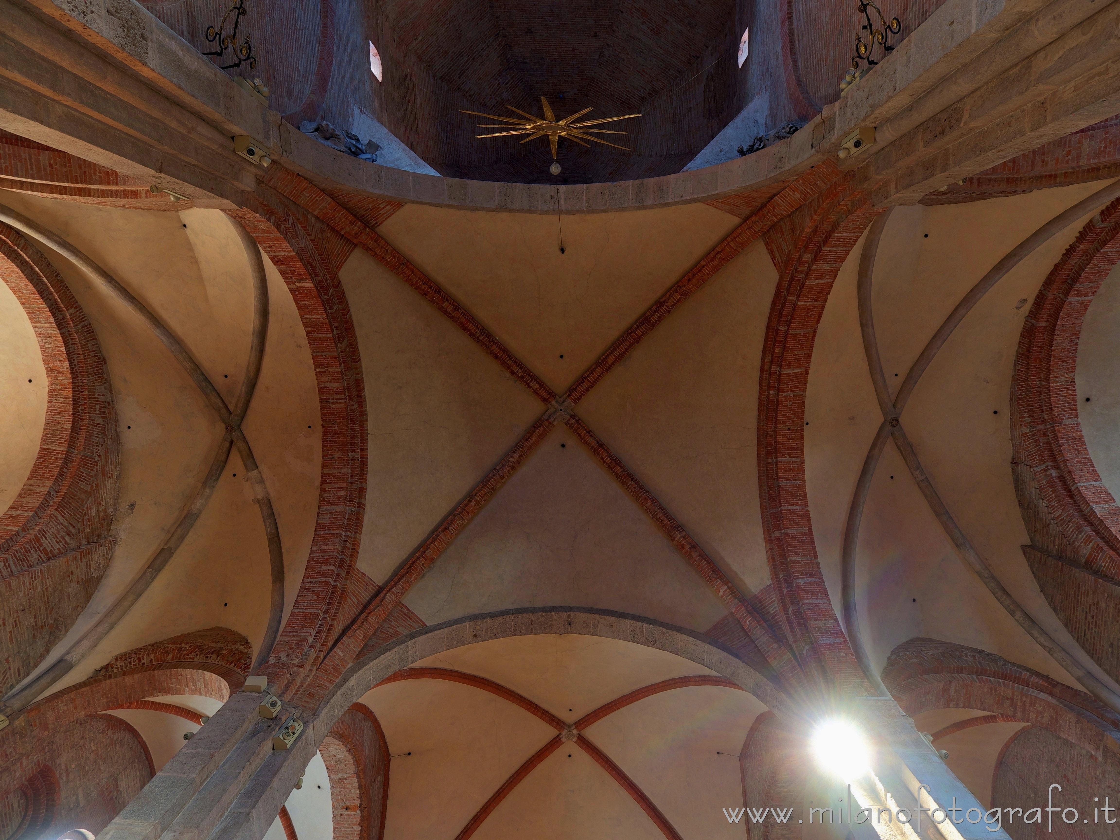 Milan (Italy): Romanesque vaults in the Basilica of San Simpliciano - Milan (Italy)