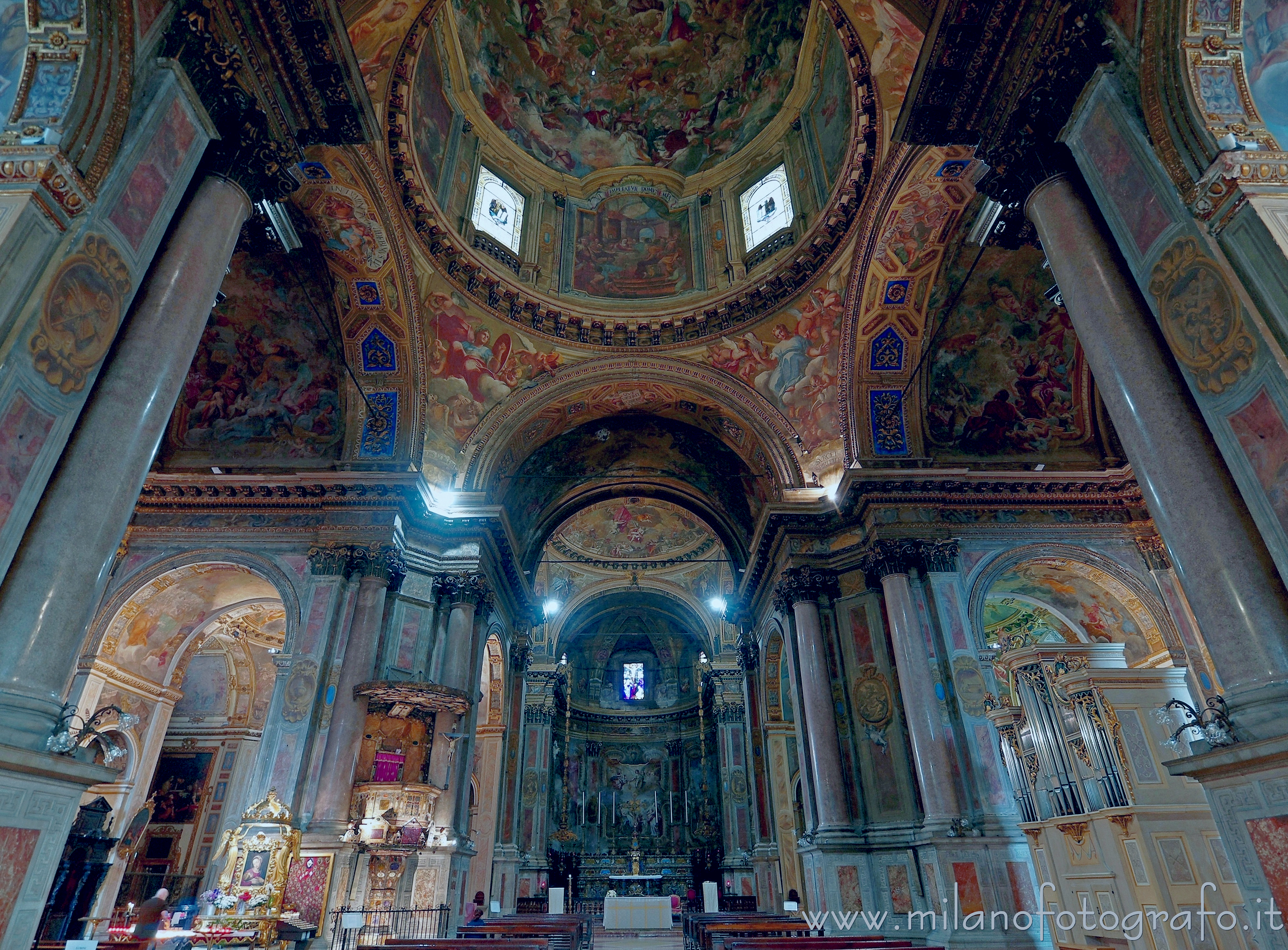 Milano: Corpo centrale della Chiesa di Sant'Alessandro in Zebedia - Milano