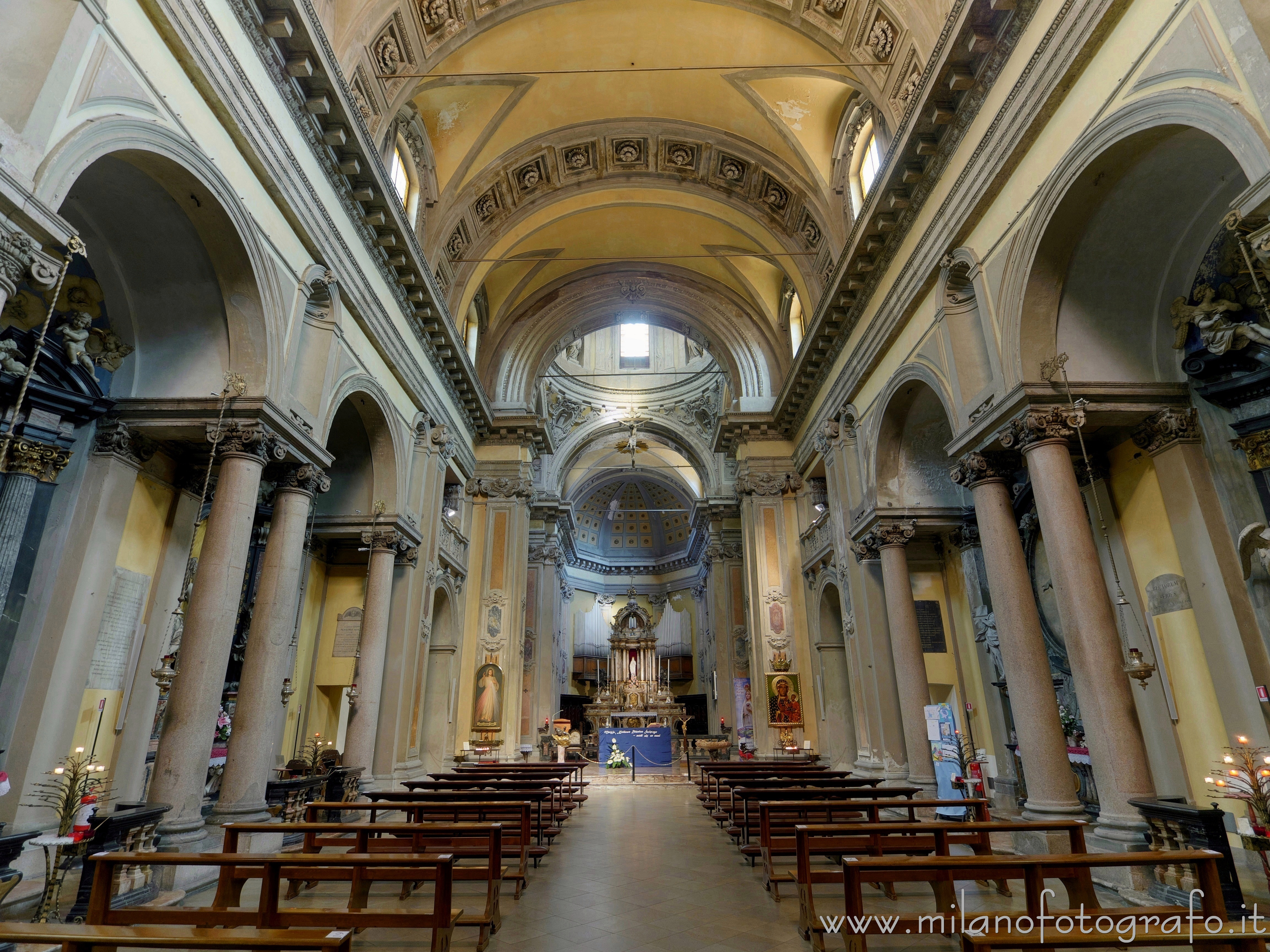 Milan (Italy): Interior of the Church of Santa Maria alla Porta
 - Milan (Italy)
