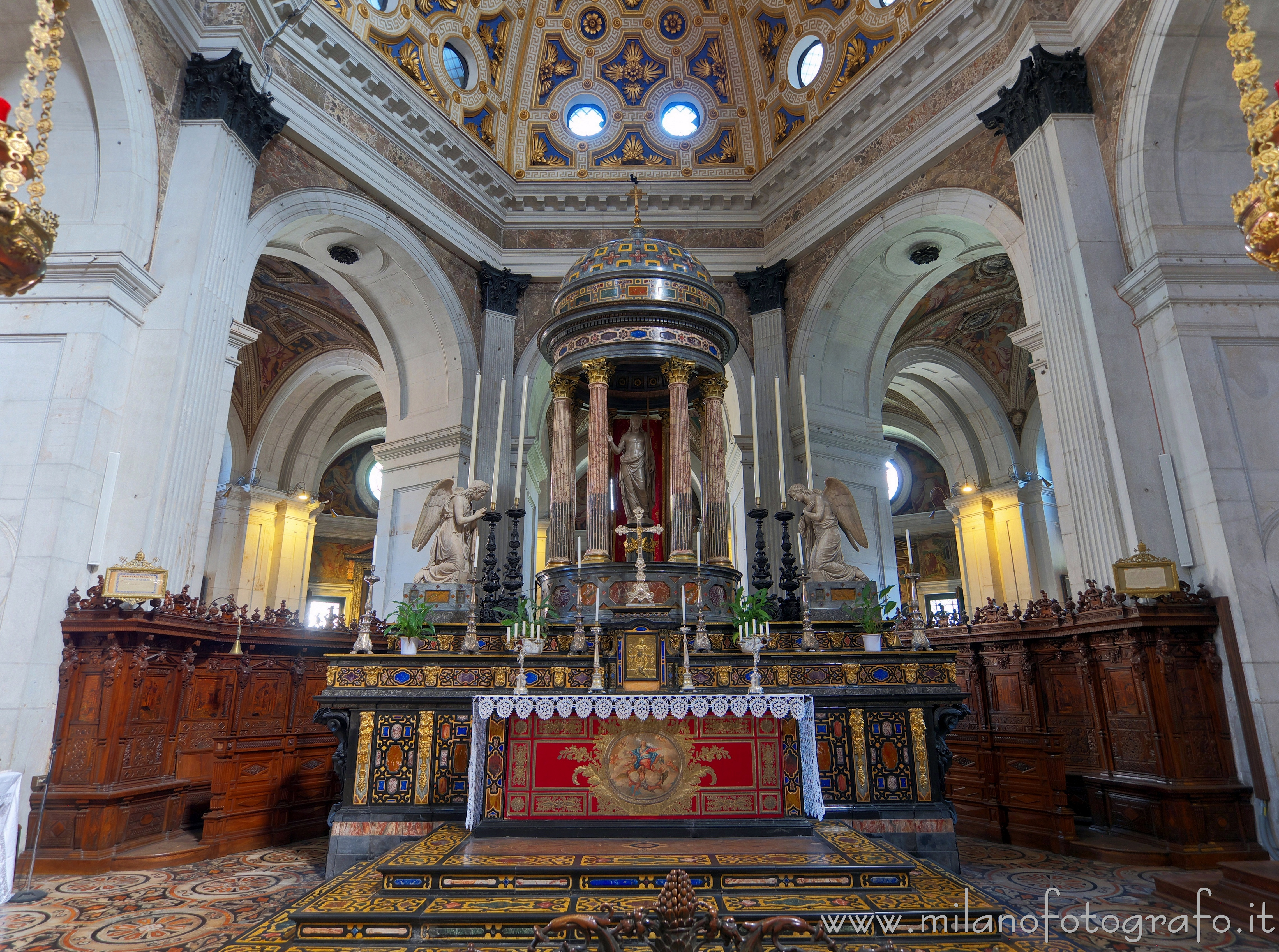 Milano: Altare e coro della Chiesa di Santa Maria dei Miracoli - Milano