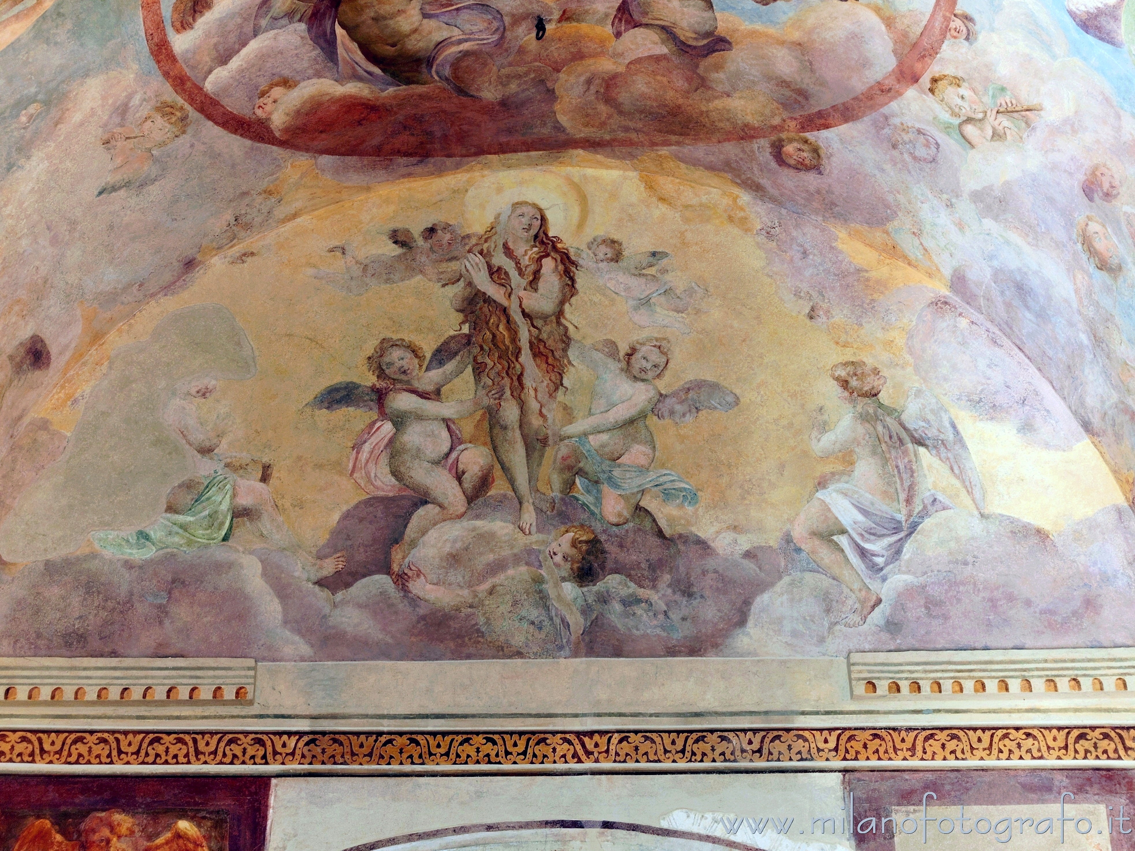 Milano: Lunetta dell'abside dell'Oratorio di Santa Maria Maddalena al Camposanto - Milano