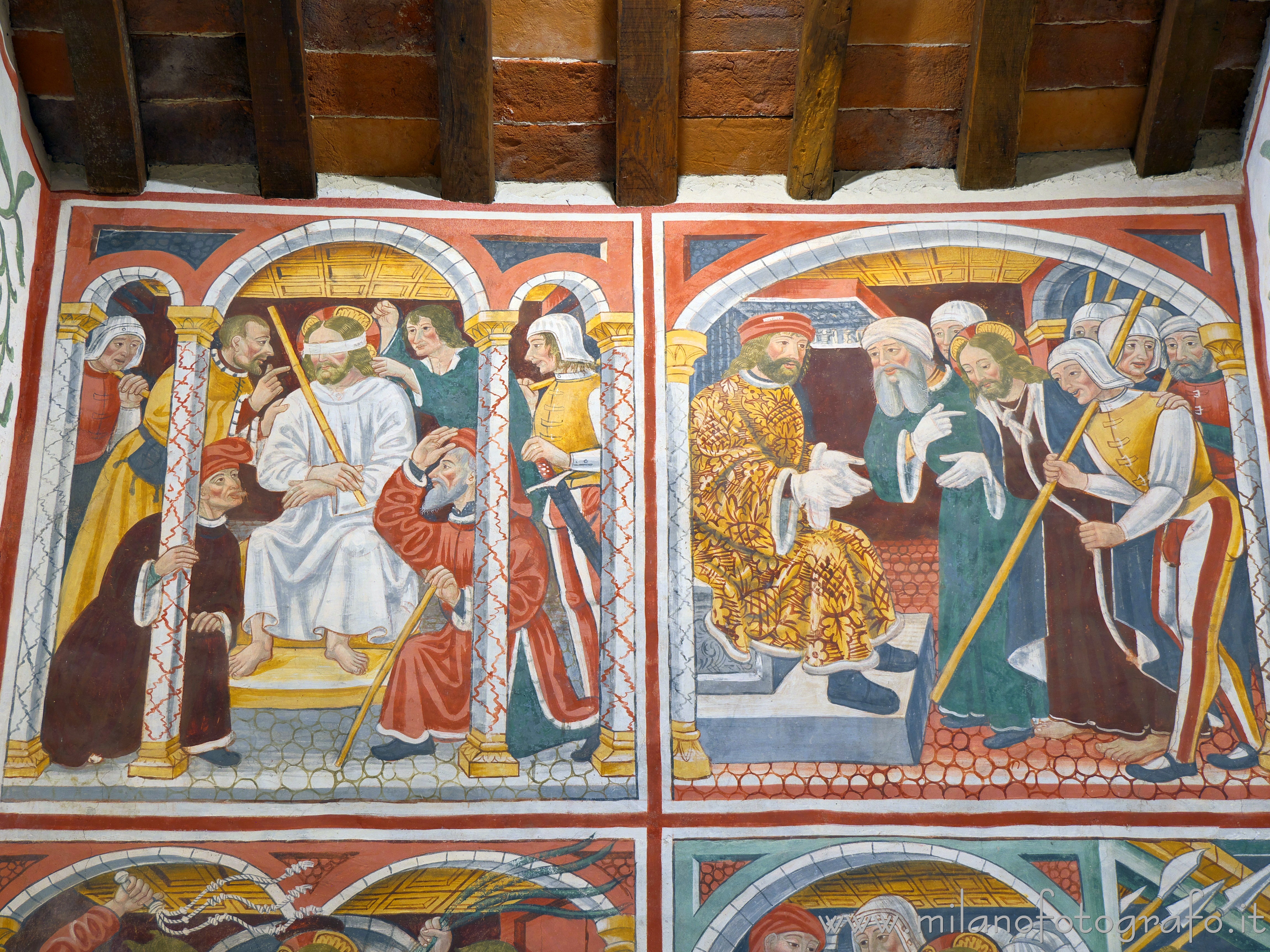 Momo (Novara, Italy): Christ mocked and Christ before Caiaphas in the Oratory of the Holy Trinity - Momo (Novara, Italy)